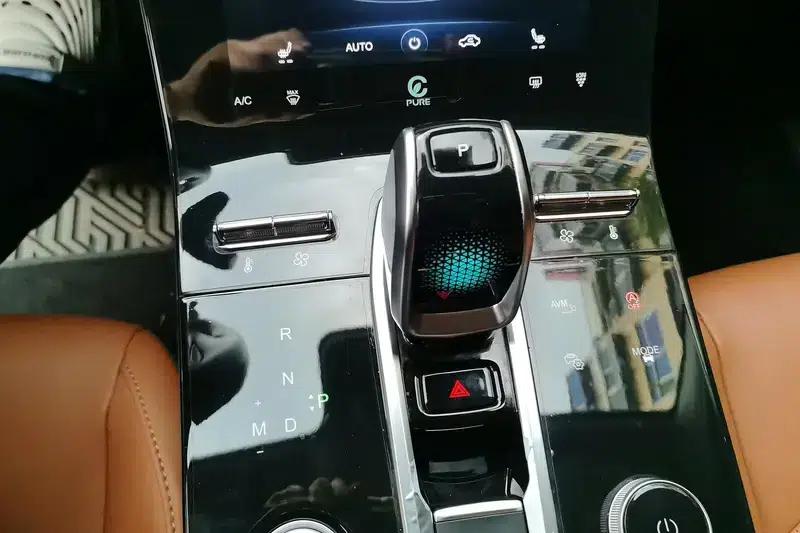 Chery Tiggo 8 PLUS 2022 290TGDI DCT Luxury Edition+ — миниатюра 14