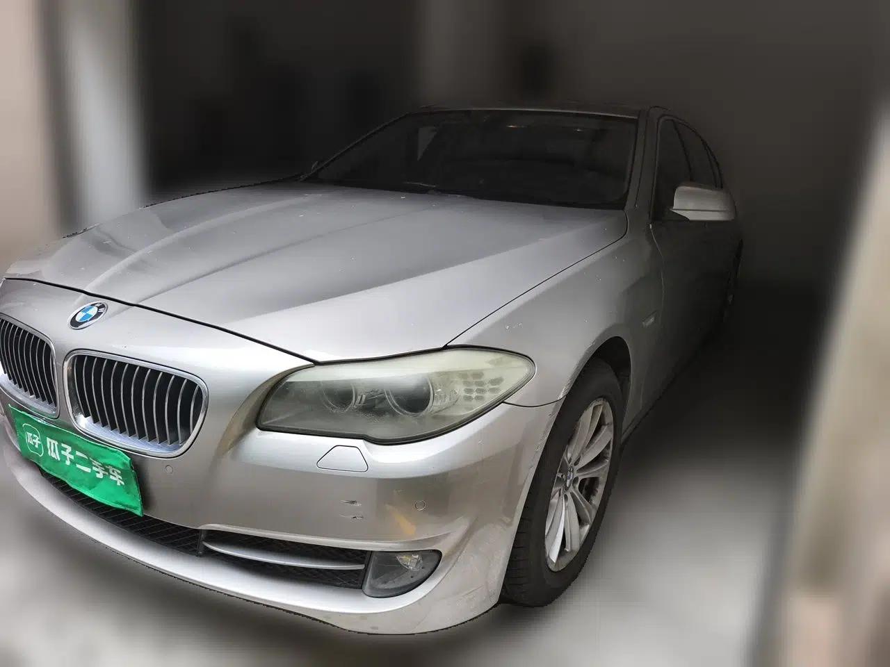BMW 5 Series 2012 523Li Leading Model — миниатюра 1