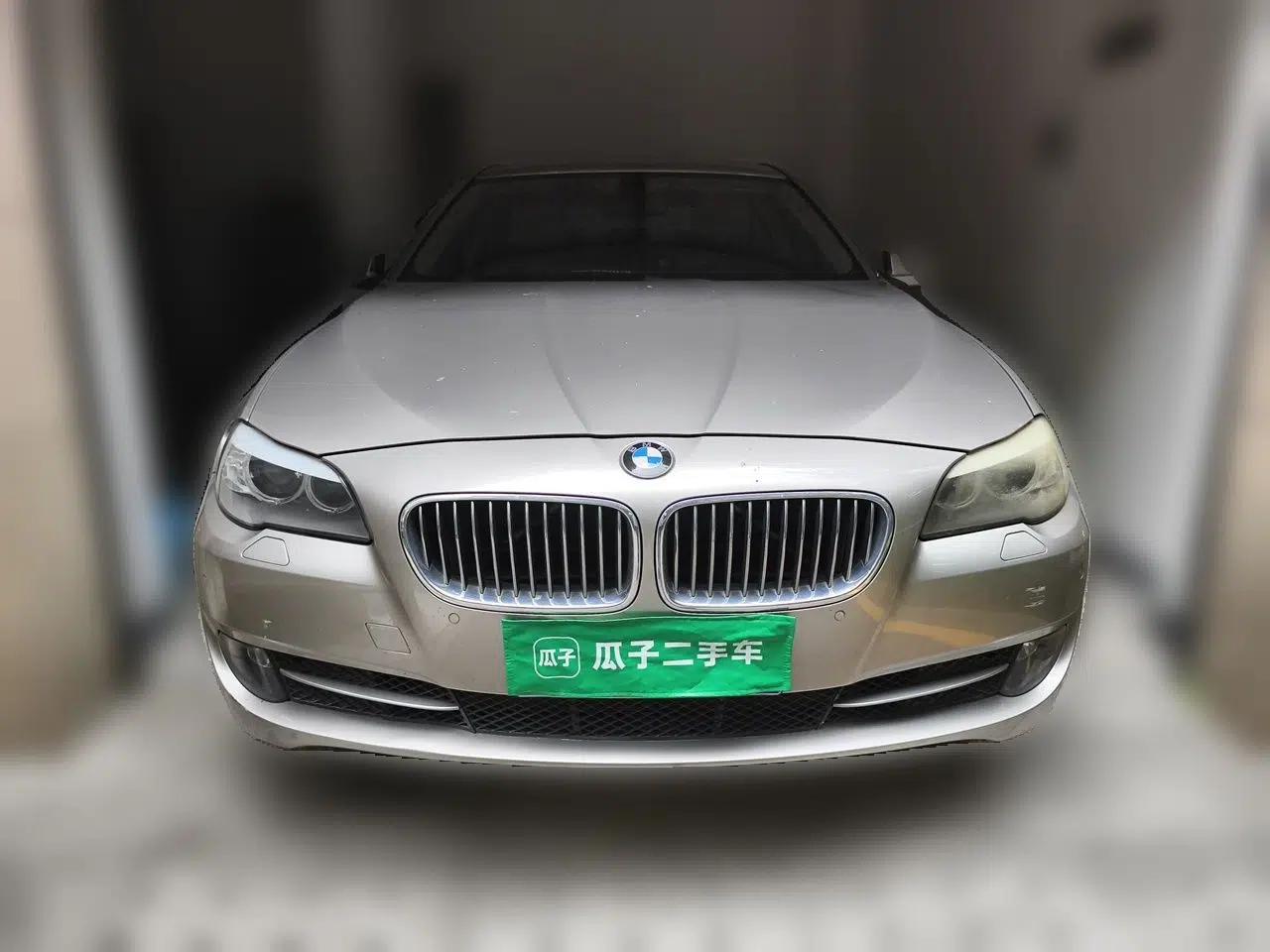 BMW 5 Series 2012 523Li Leading Model — миниатюра 2