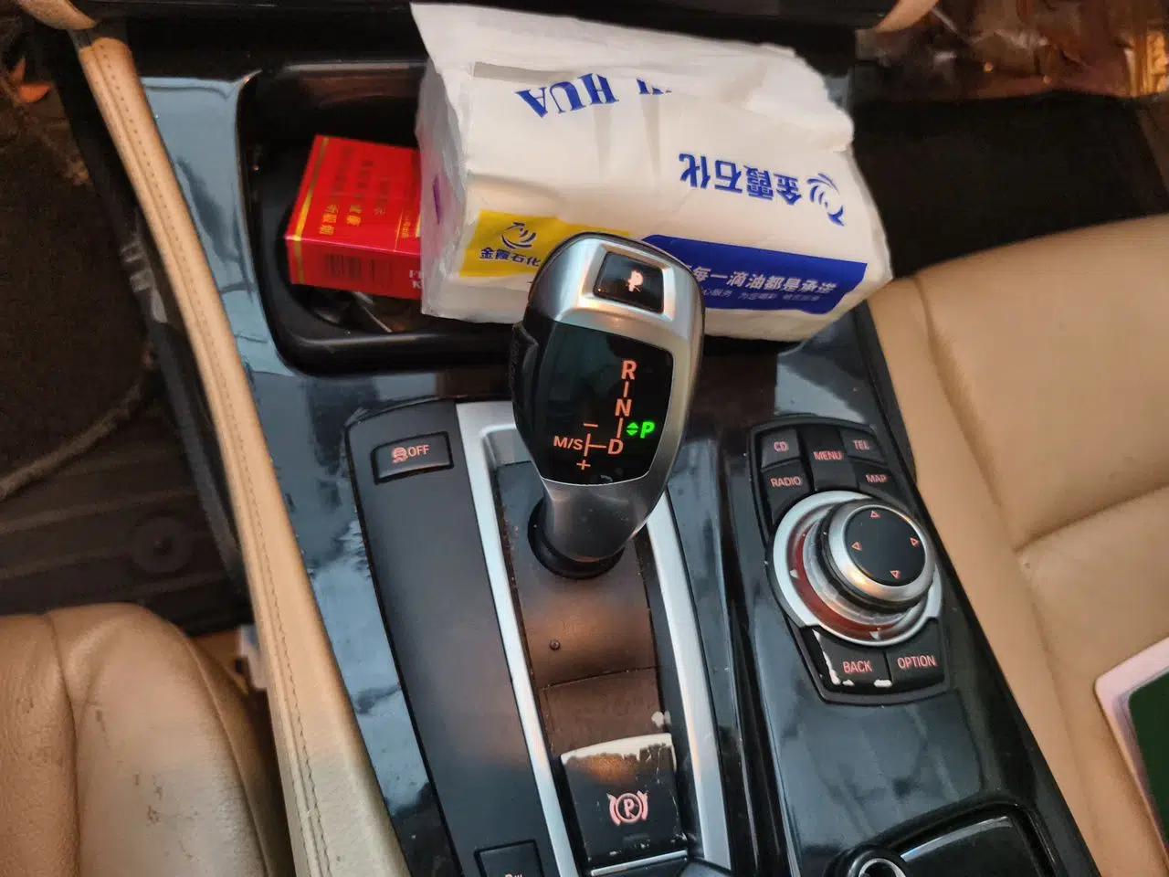 BMW 5 Series 2012 523Li Leading Model — миниатюра 14