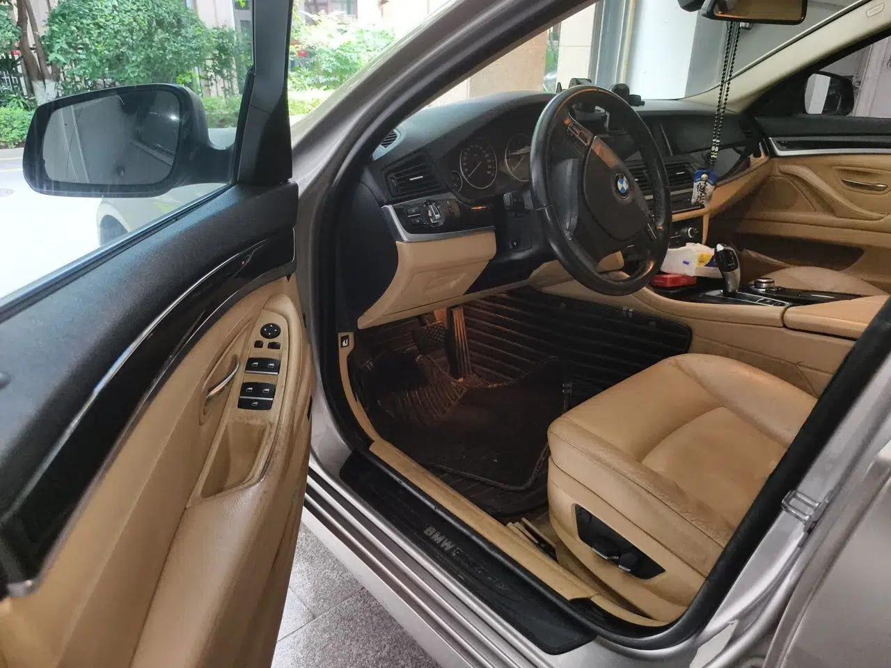 BMW 5 Series 2012 523Li Leading Model — миниатюра 16