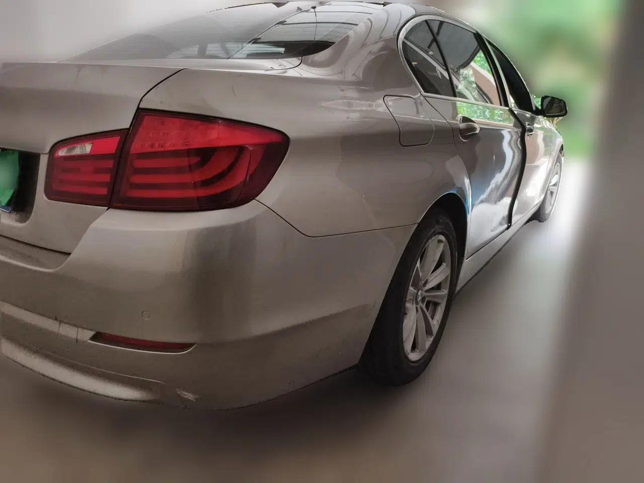 BMW 5 Series 2012 523Li Leading Model — миниатюра 6