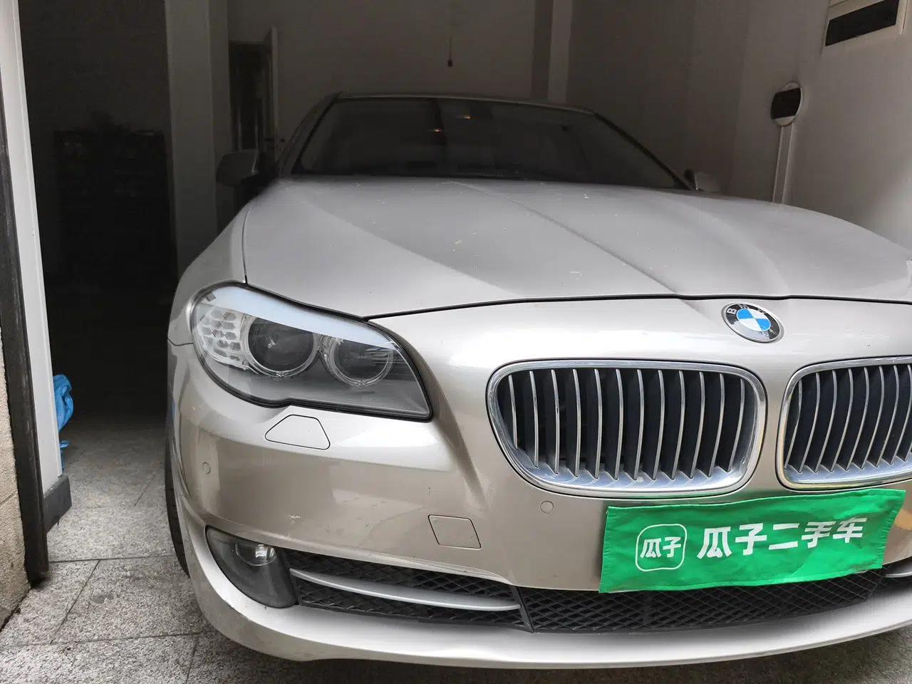 BMW 5 Series 2012 523Li Leading Model — миниатюра 7