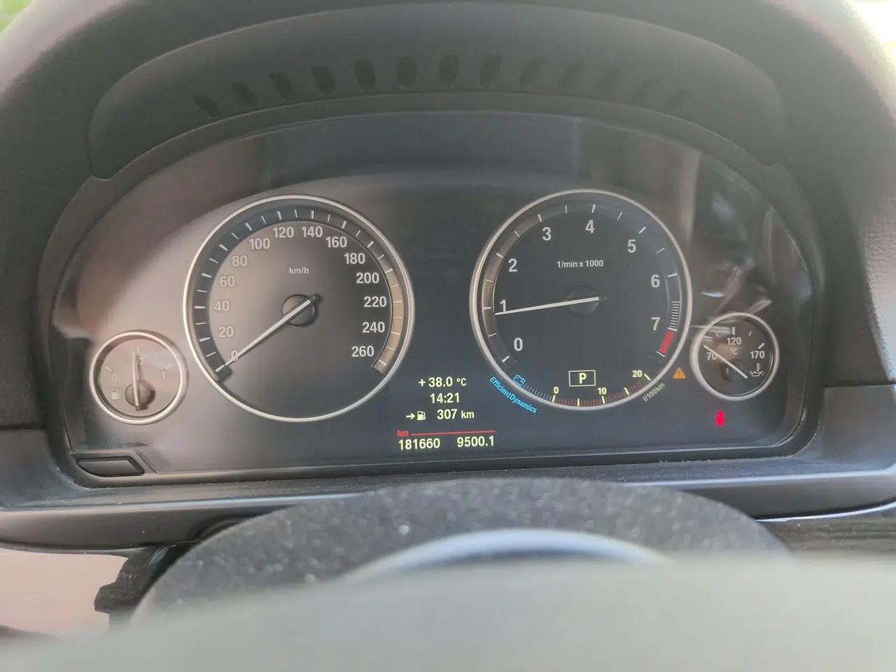 BMW 5 Series 2014 525Li Luxury Design Package — миниатюра 12