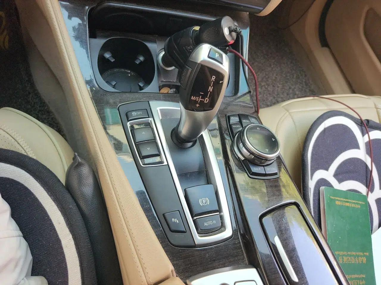 BMW 5 Series 2014 525Li Luxury Design Package — миниатюра 14