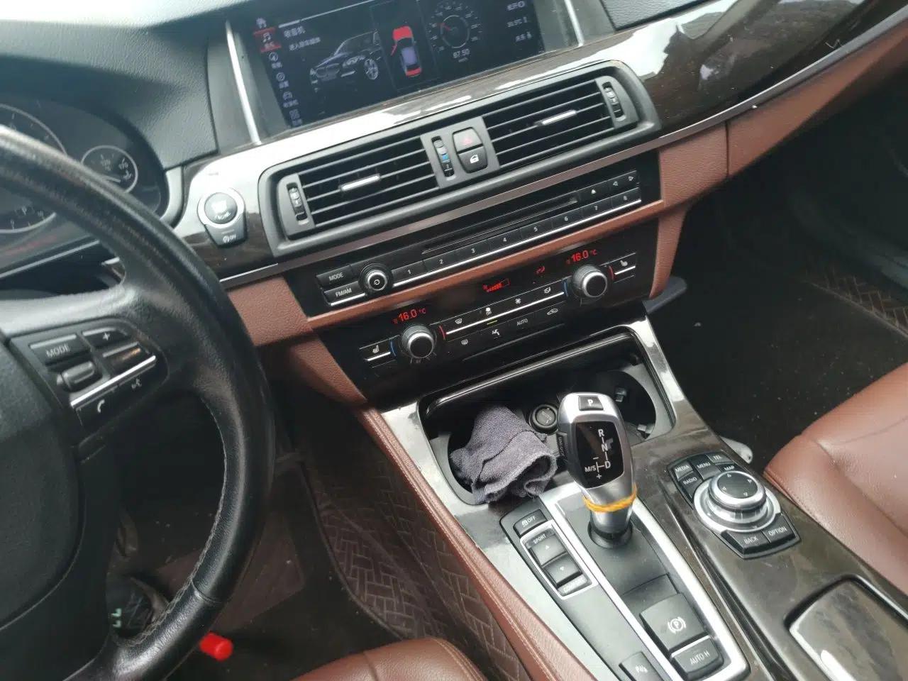 BMW 5 Series 2014 525Li Leading Model — миниатюра 13