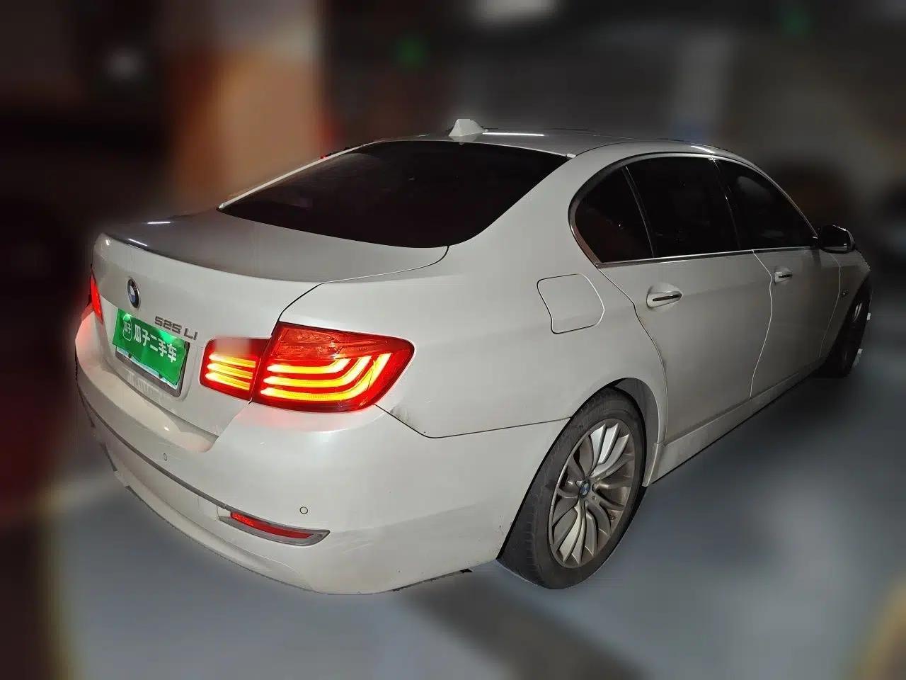 BMW 5 Series 2014 525Li Luxury Design Package — миниатюра 6