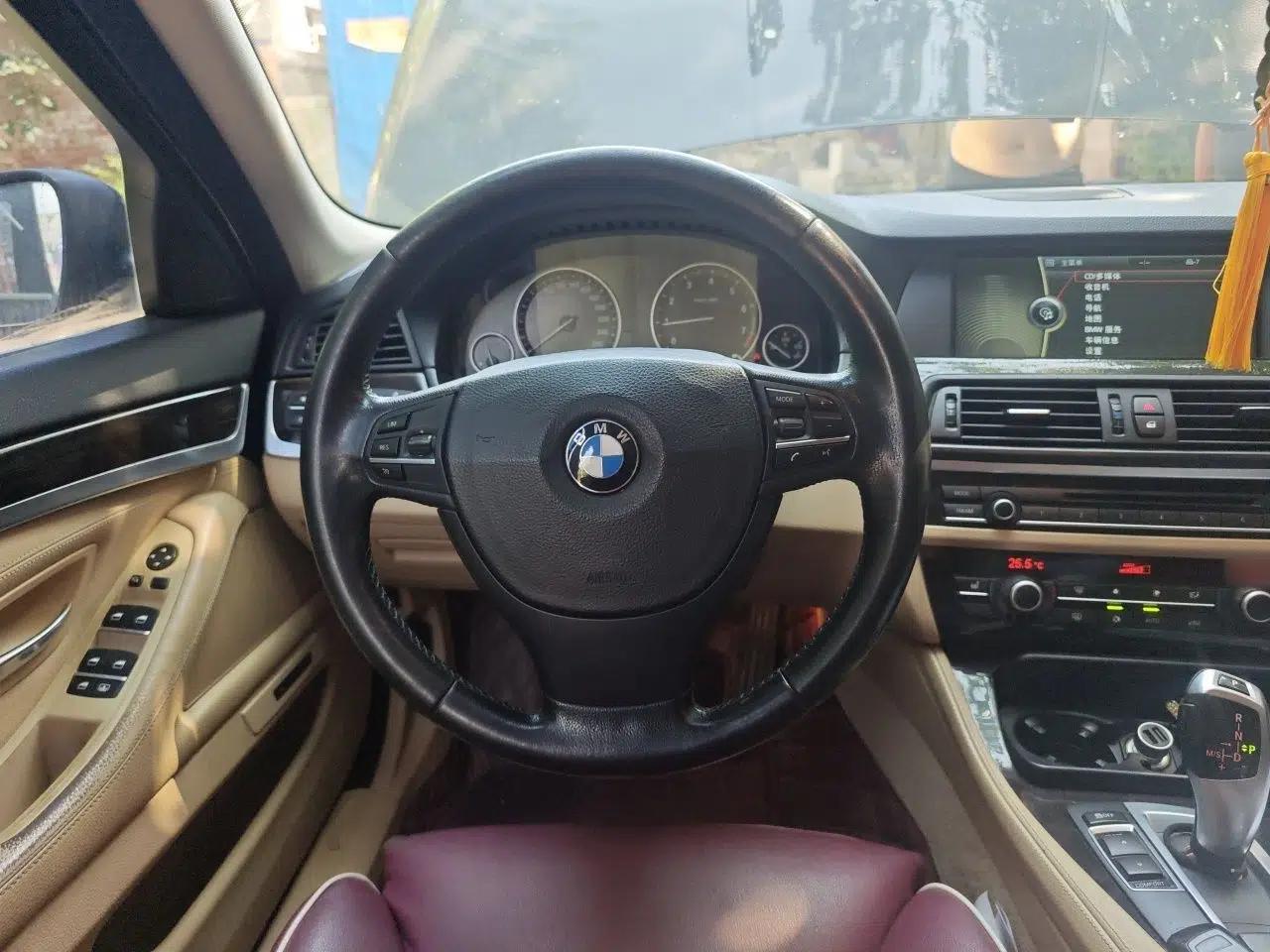 BMW 5 Series 2013 528i xDrive Luxury Edition — миниатюра 10