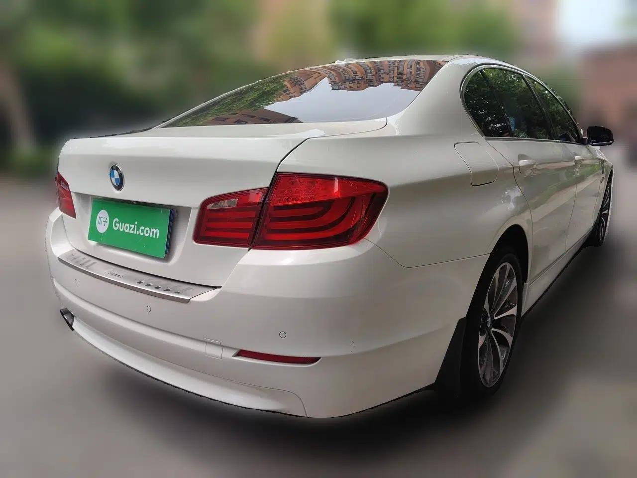 BMW 5 Series 2013 525Li Luxury Model — миниатюра 6