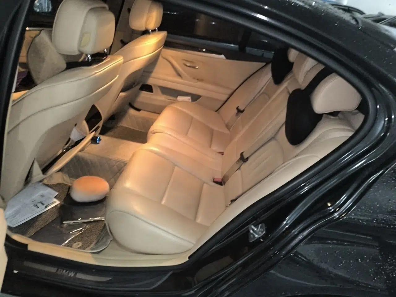 BMW 5 Series 2012 520Li Elegant Edition — миниатюра 17