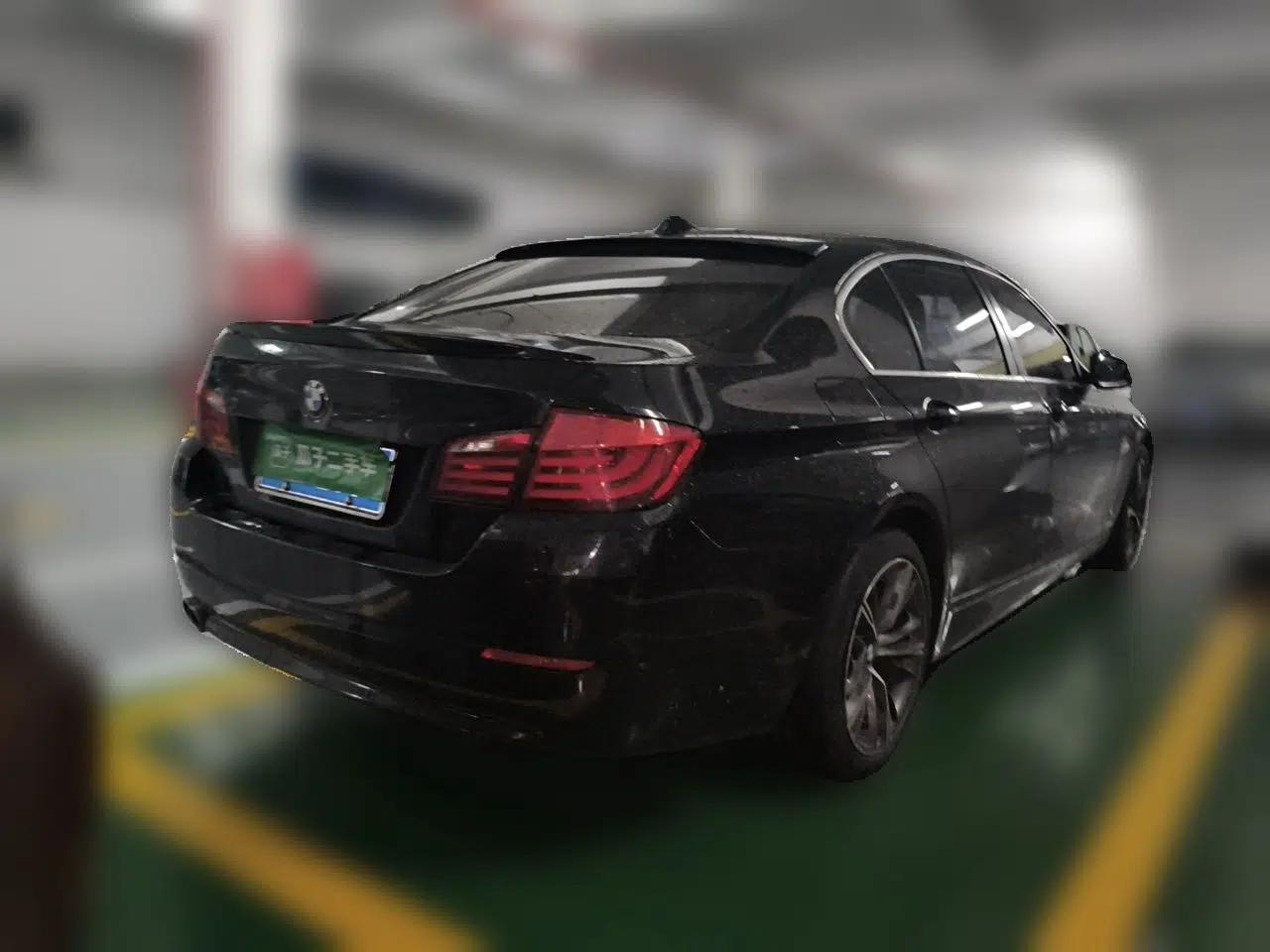 BMW 5 Series 2012 520Li Elegant Edition — миниатюра 6