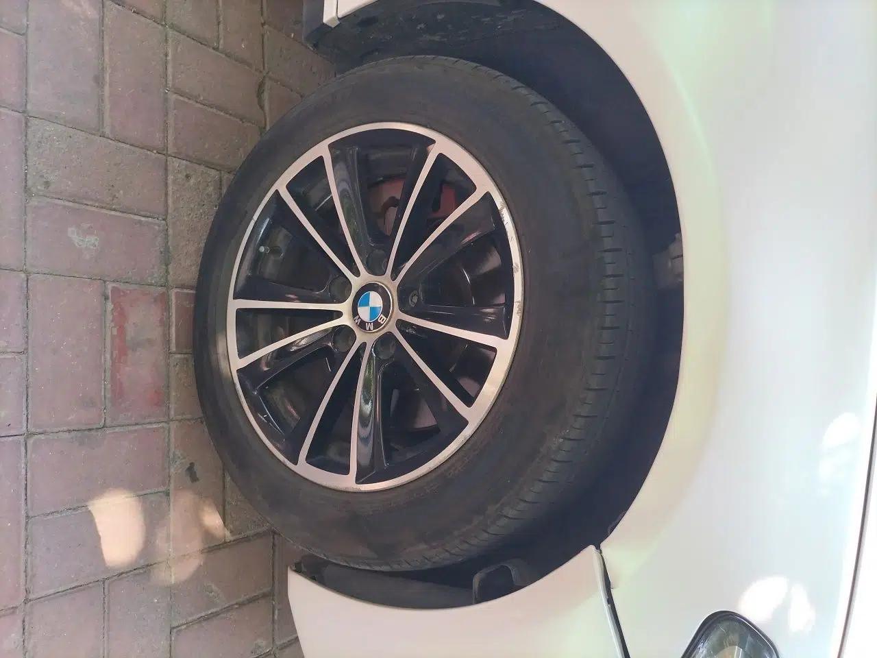 BMW 5 Series 2013 520Li Elegant Edition — миниатюра 8