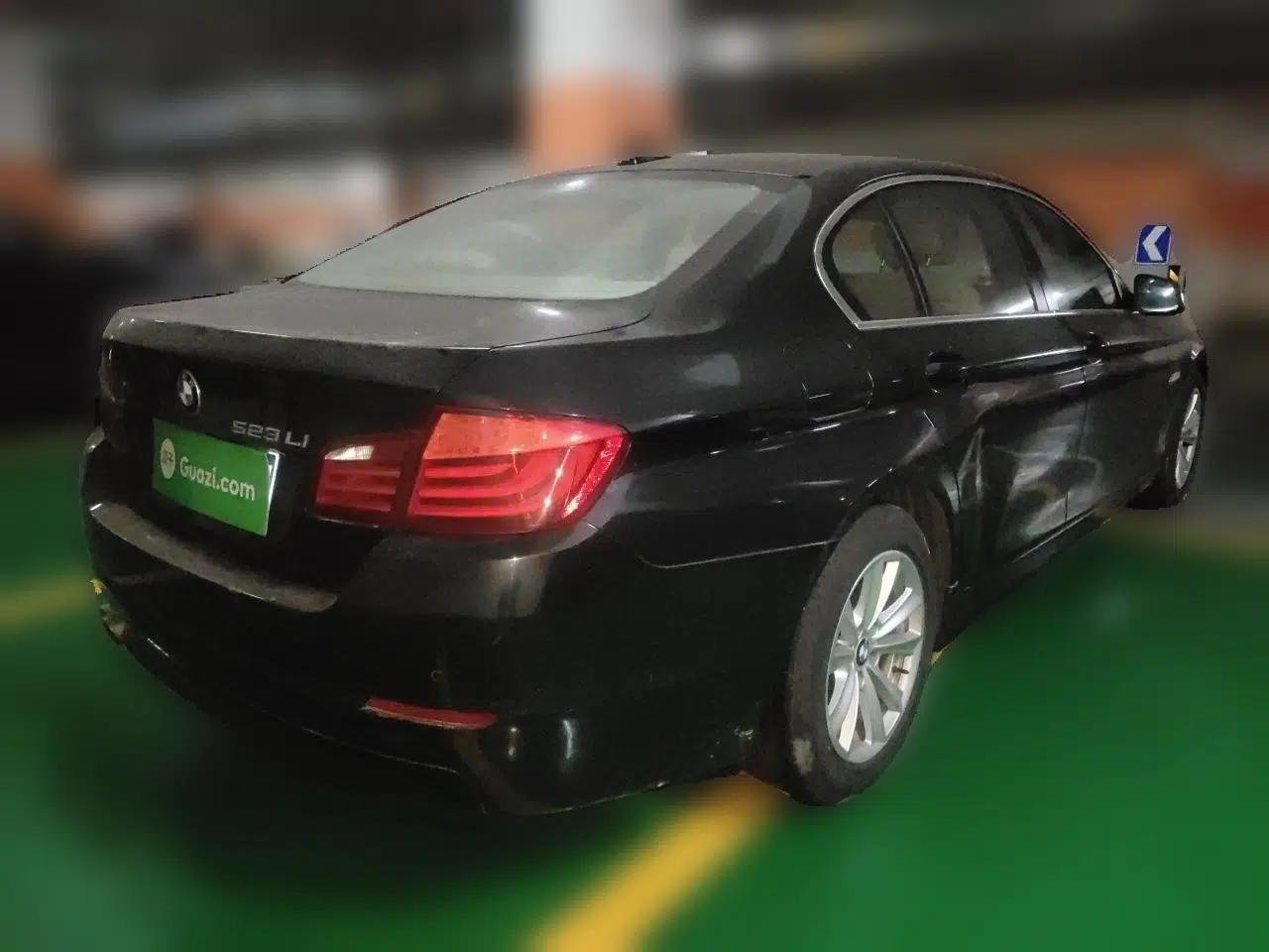 BMW 5 Series 2012 523Li Luxury Model — миниатюра 6