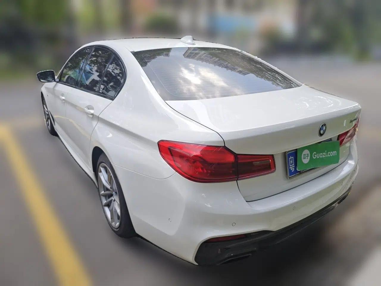 BMW 5 Series 2019 525i M Sport Package — миниатюра 4