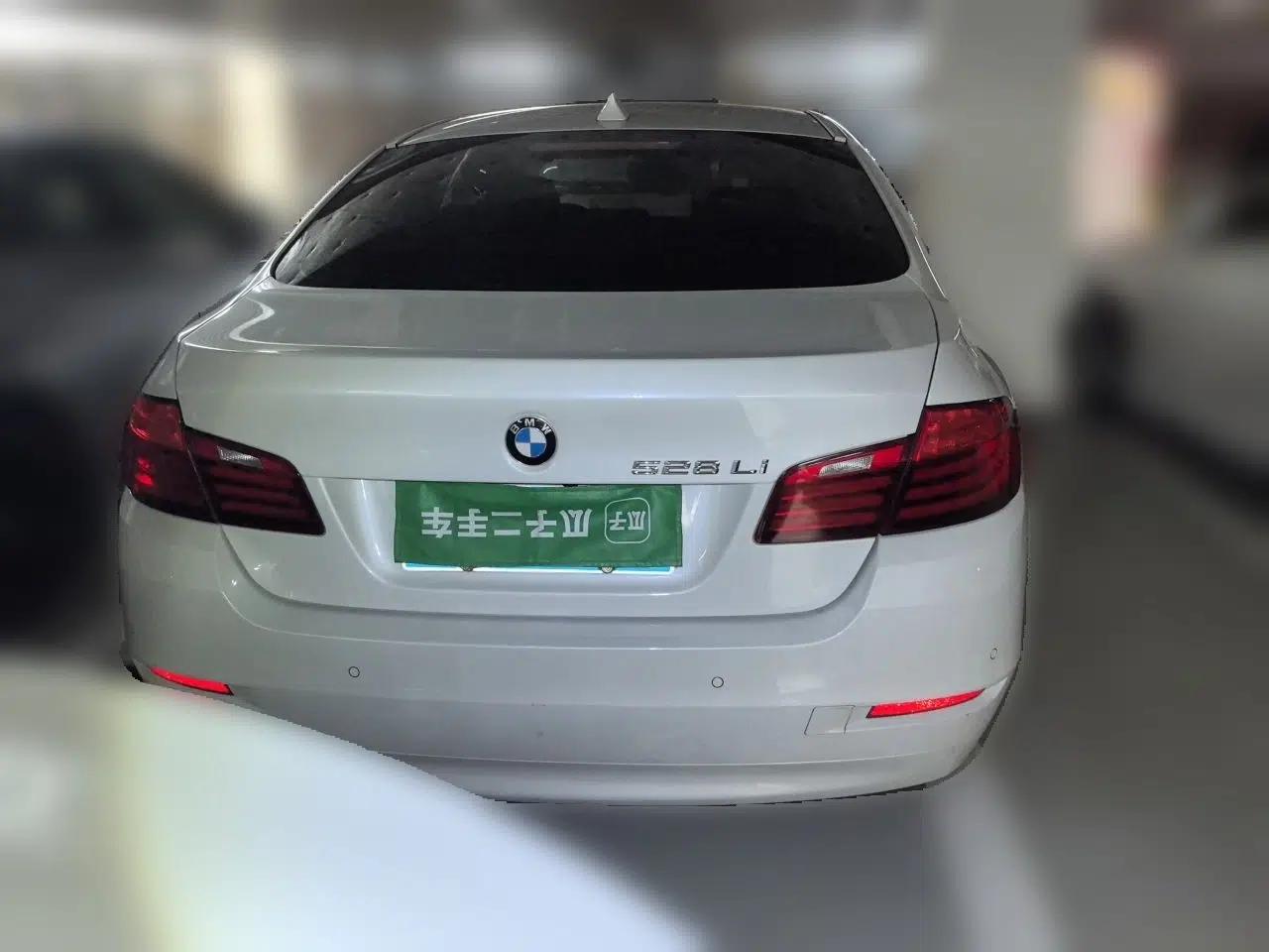 BMW 5 Series 2017 528Li Leading Model — миниатюра 5