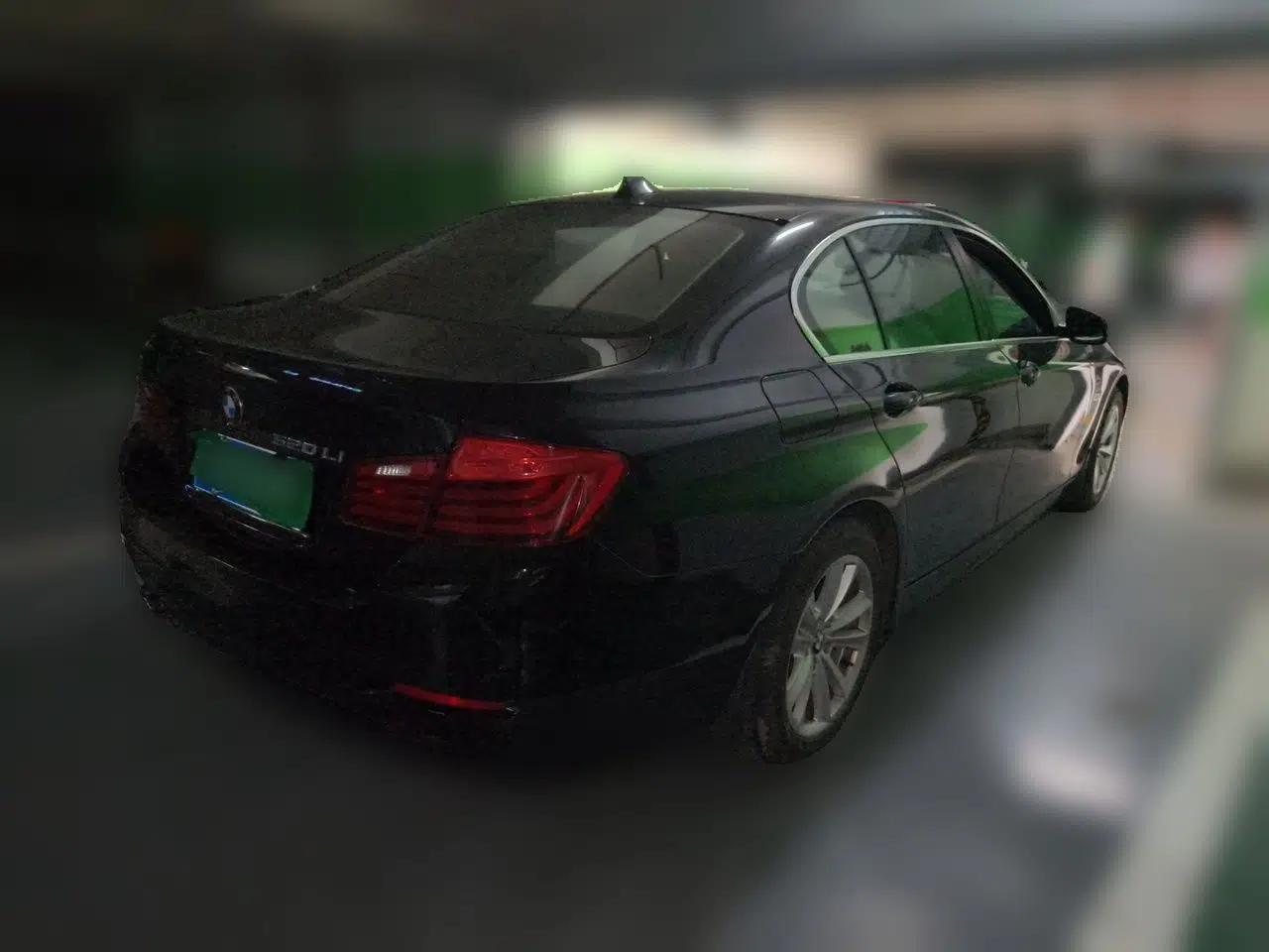 BMW 5 Series 2014 520Li Elegant Model — миниатюра 6