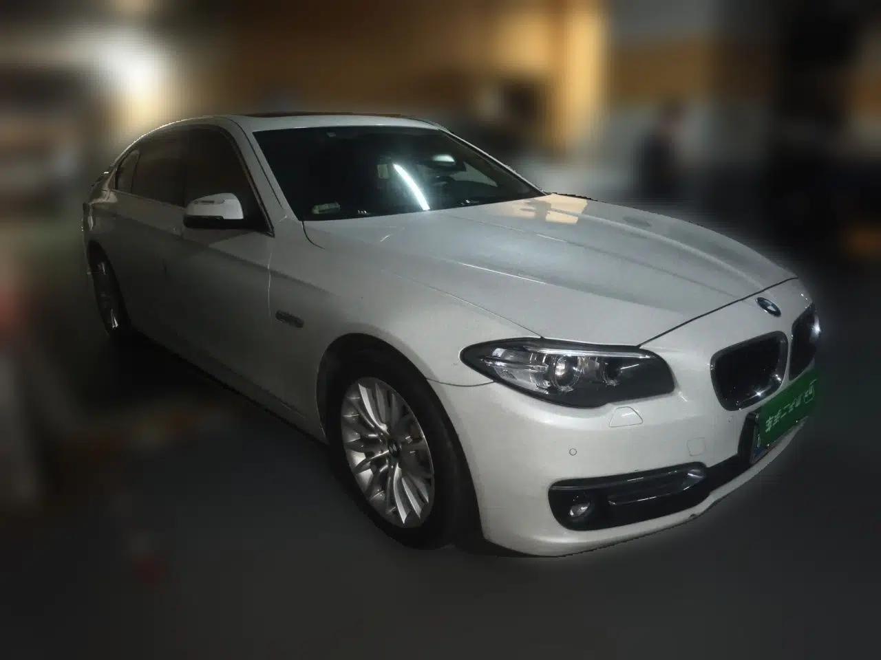 BMW 5 Series 2017 525Li Luxury Design Package — миниатюра 3