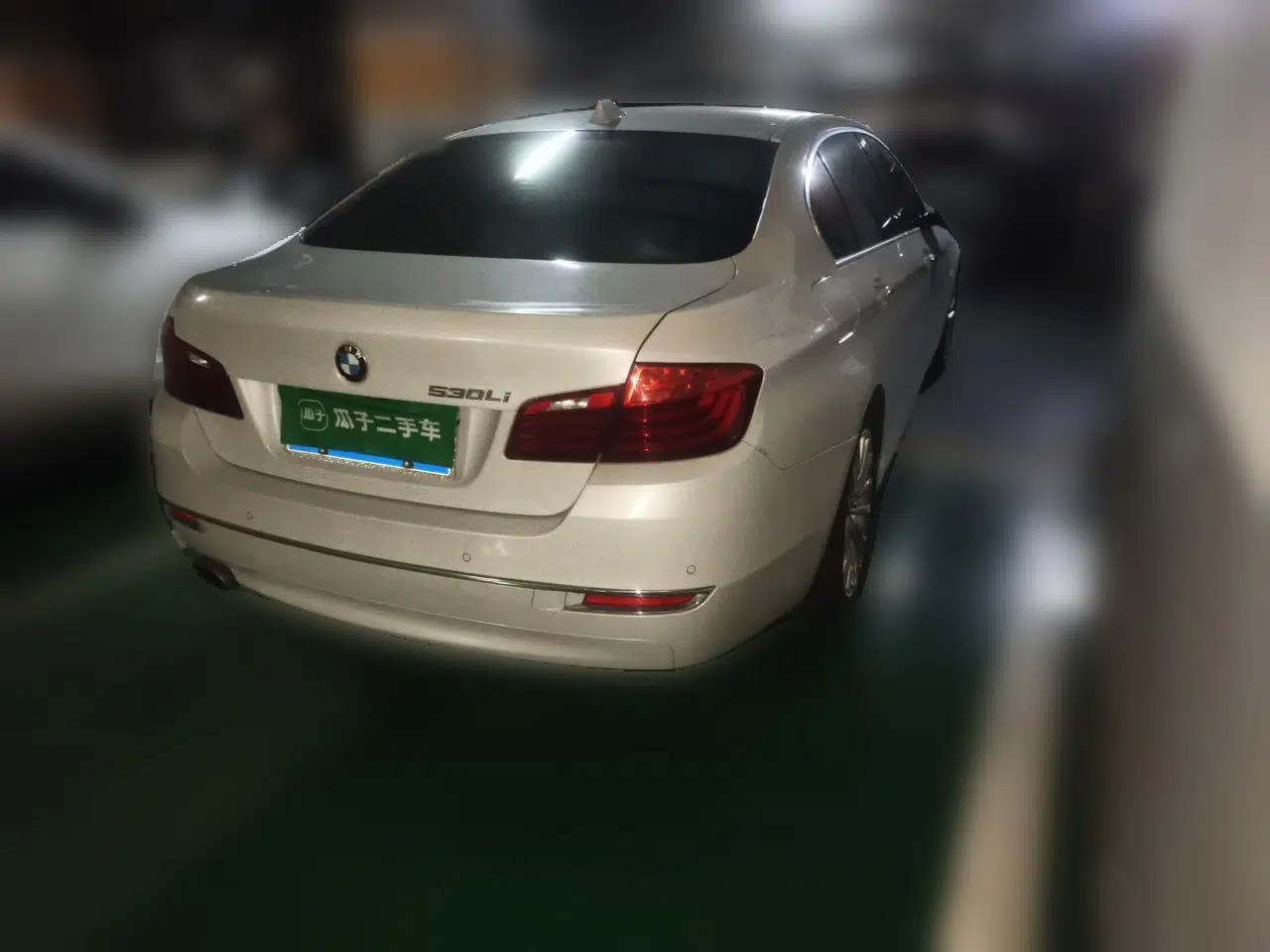 BMW 5 Series 2017 525Li Luxury Design Package — миниатюра 6