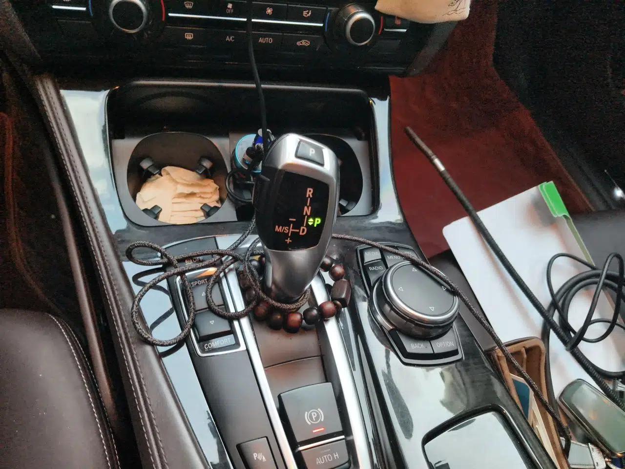 BMW 5 Series 2014 525Li Luxury Design Package — миниатюра 14