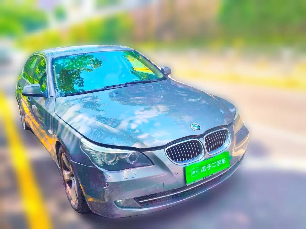 BMW 5 Series 2010 523Li Standard Edition — миниатюра 3