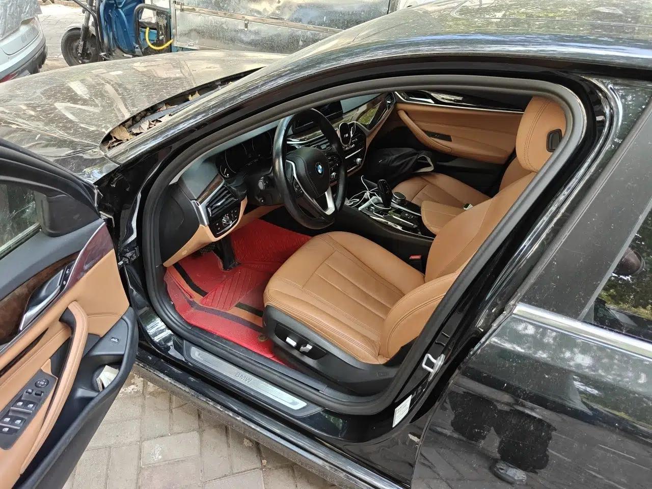 BMW 5 Series 2018 528Li Launch Special Edition — миниатюра 16