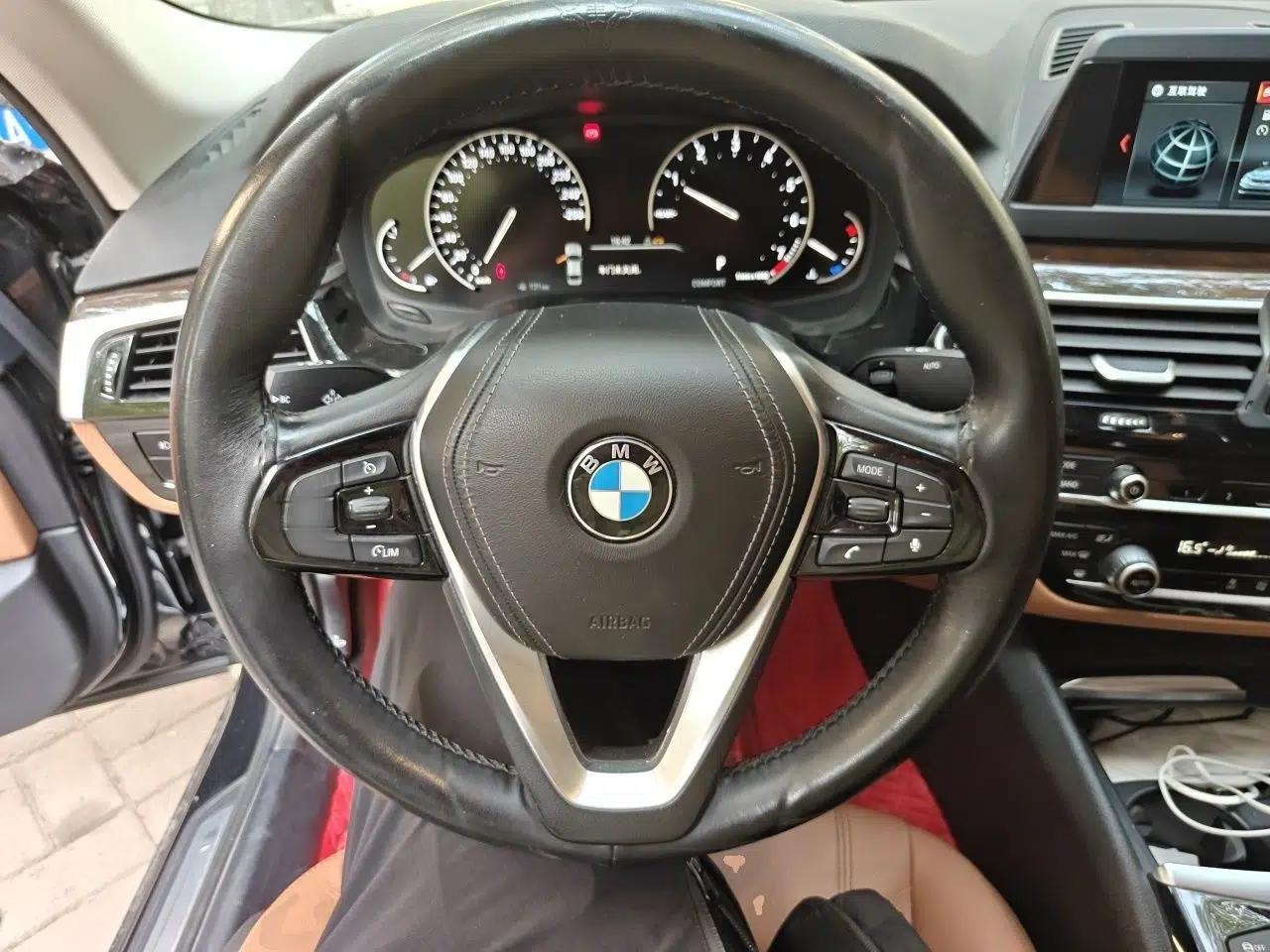 BMW 5 Series 2018 528Li Launch Special Edition — миниатюра 10