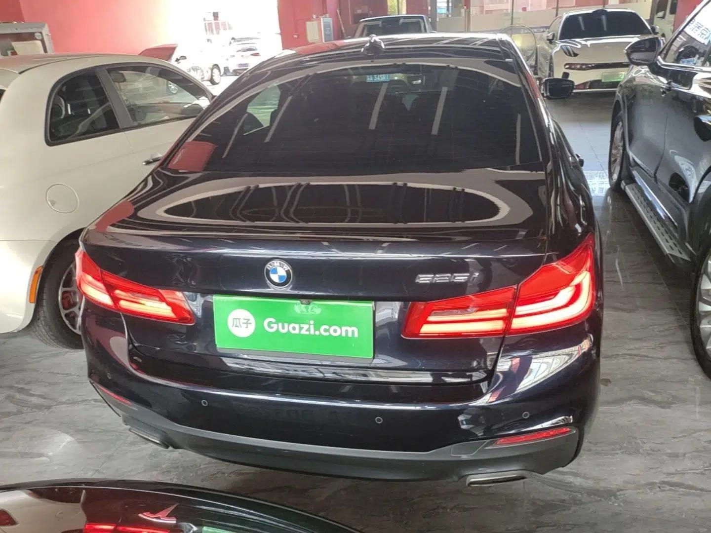 BMW 5 Series 2019 Restyled 525i M Sport Package — миниатюра 5