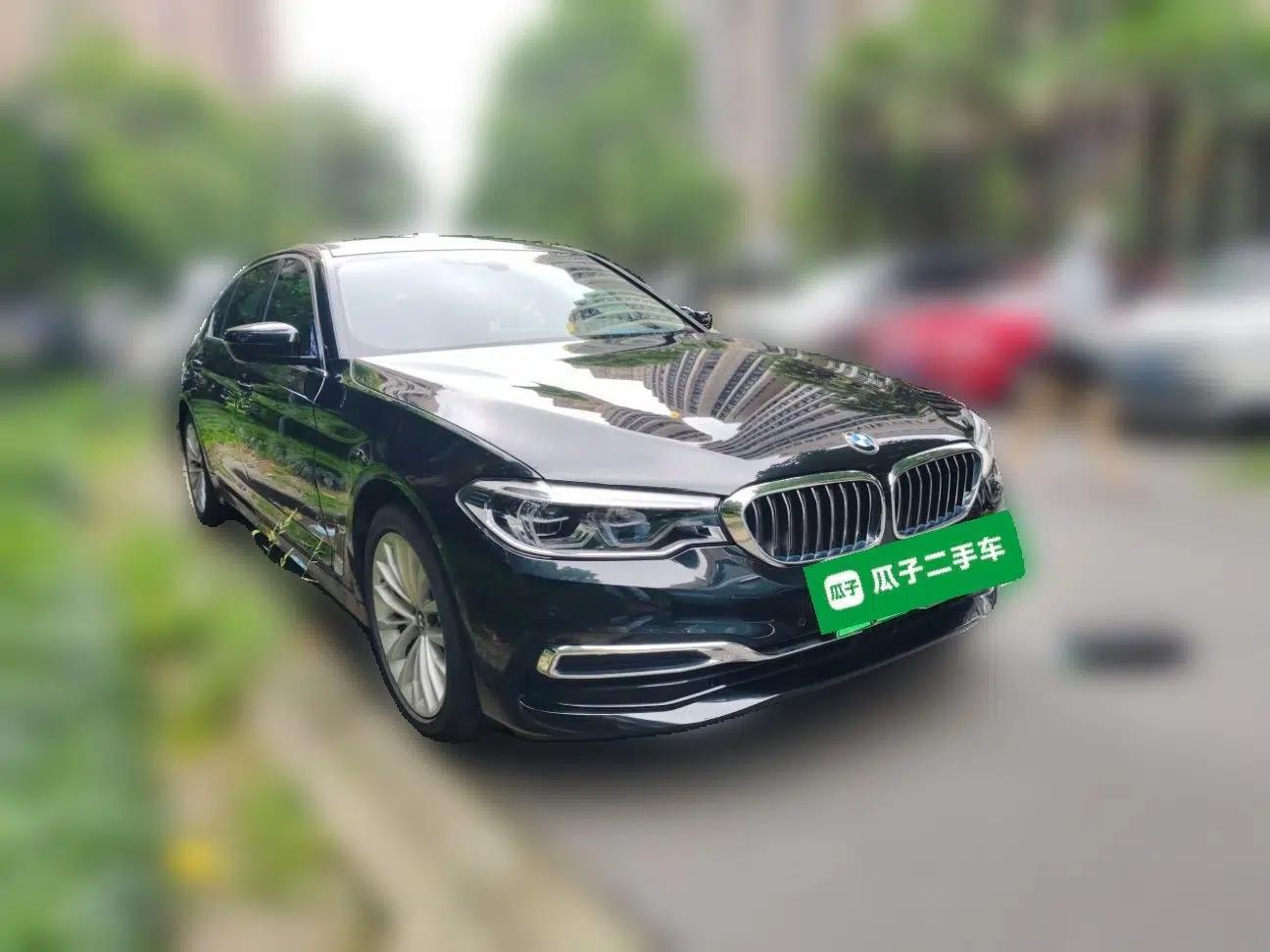 BMW 5 Series New Energy 2020 Mileage Upgrade Version 530Le Pioneer Edition — миниатюра 3