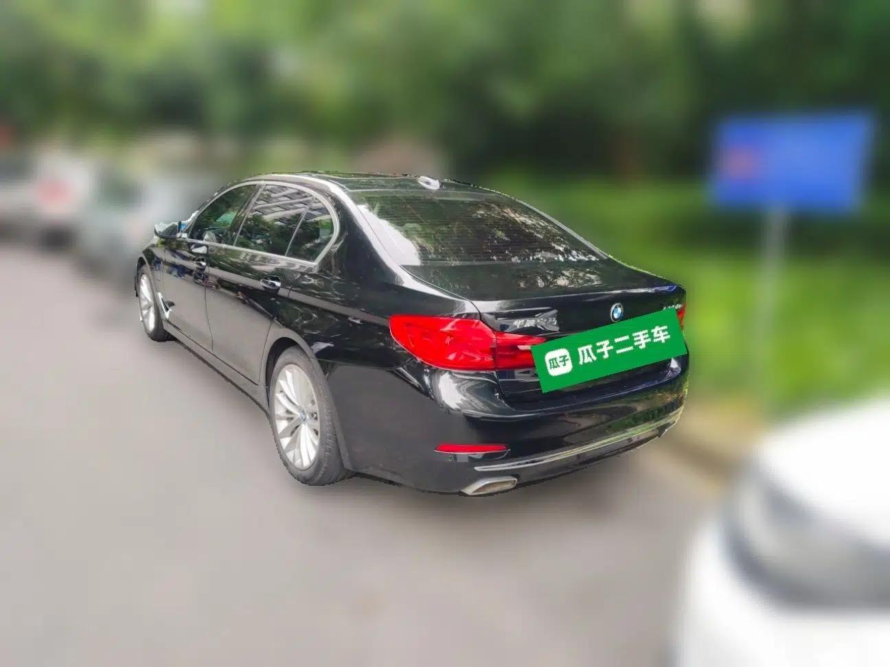 BMW 5 Series New Energy 2020 Mileage Upgrade Version 530Le Pioneer Edition — миниатюра 4