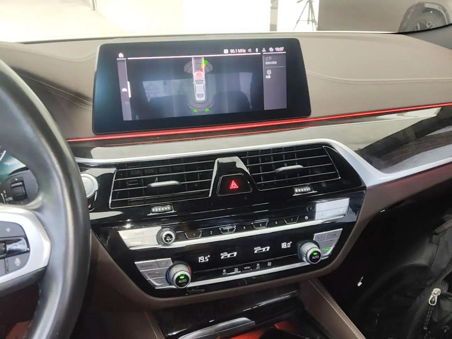 BMW 5 Series 2020 525Li M Sport Package — миниатюра 15