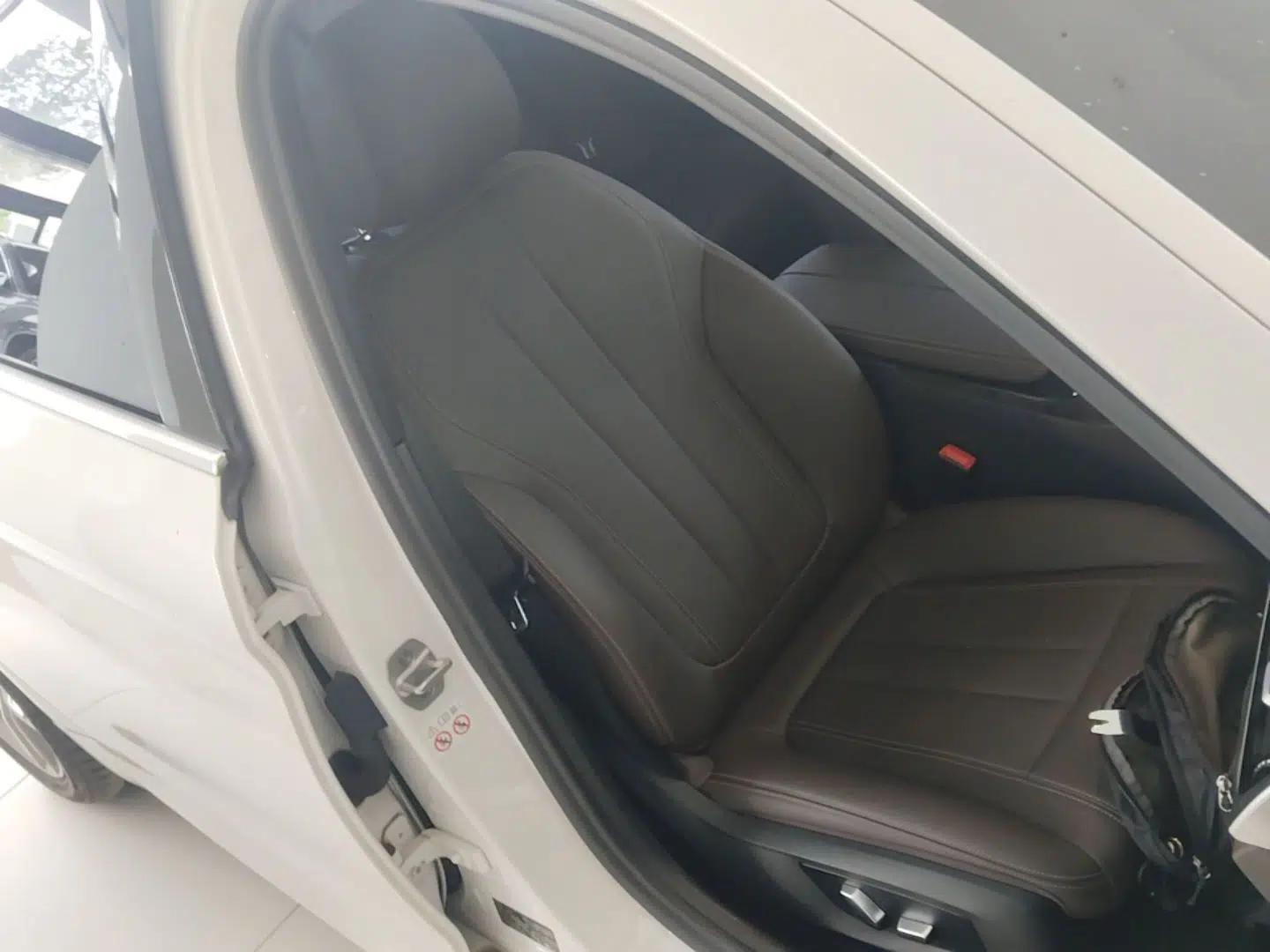 BMW 5 Series 2020 525Li M Sport Package — миниатюра 19