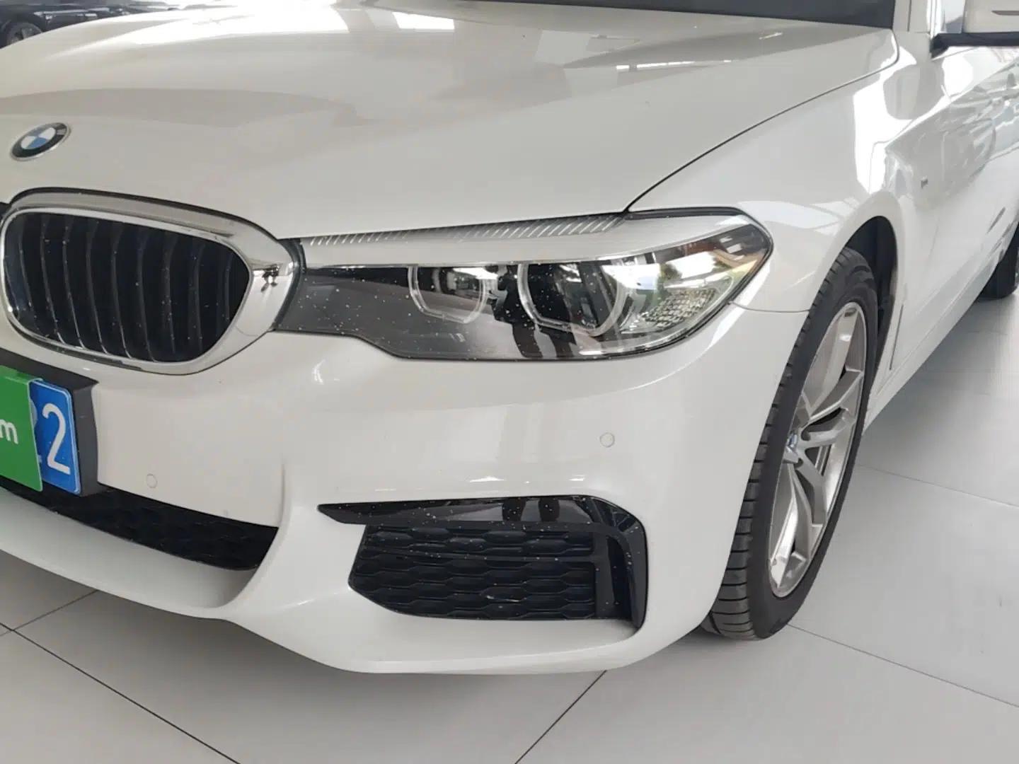 BMW 5 Series 2020 525Li M Sport Package — миниатюра 8