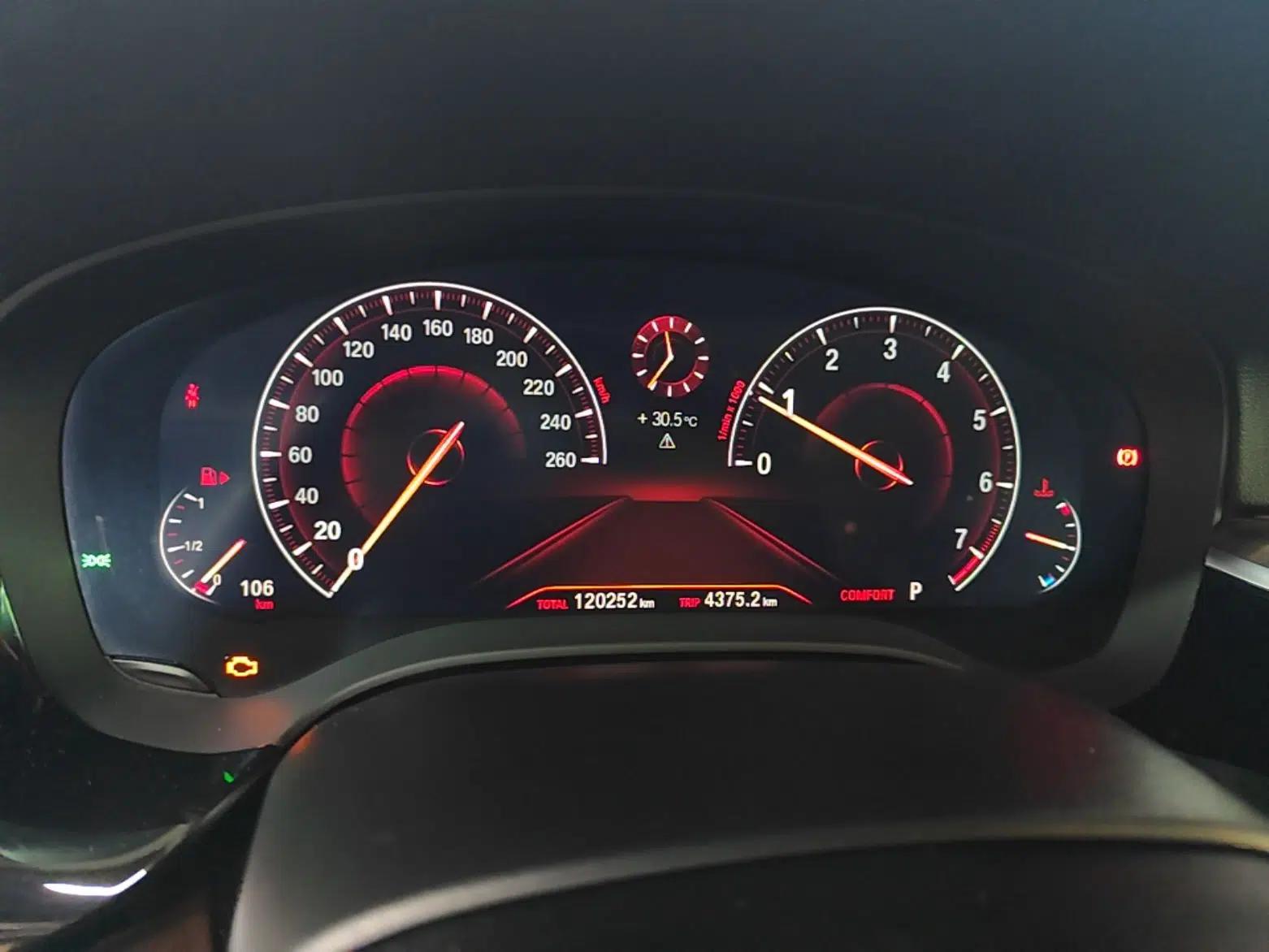 BMW 5 Series 2019 530Li Luxury Edition Premium Package — миниатюра 14