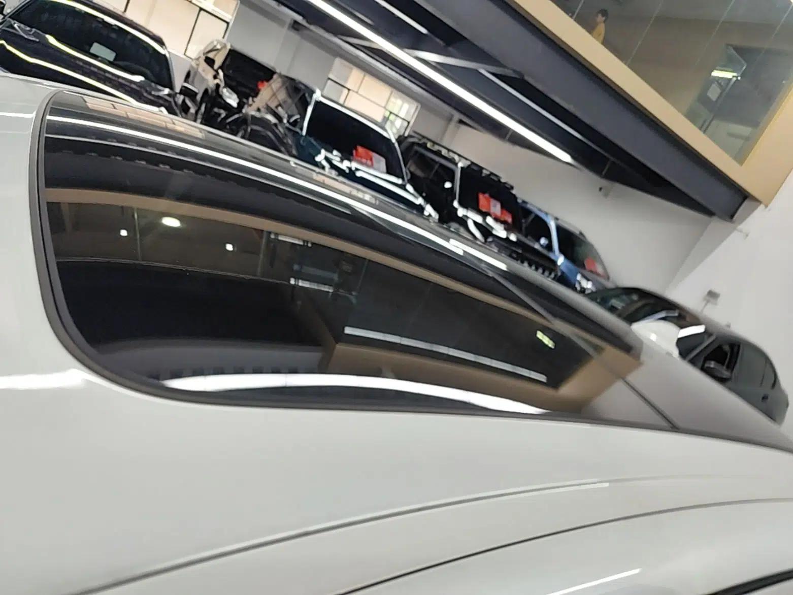 BMW 5 Series 2019 530Li Luxury Edition Premium Package — миниатюра 7