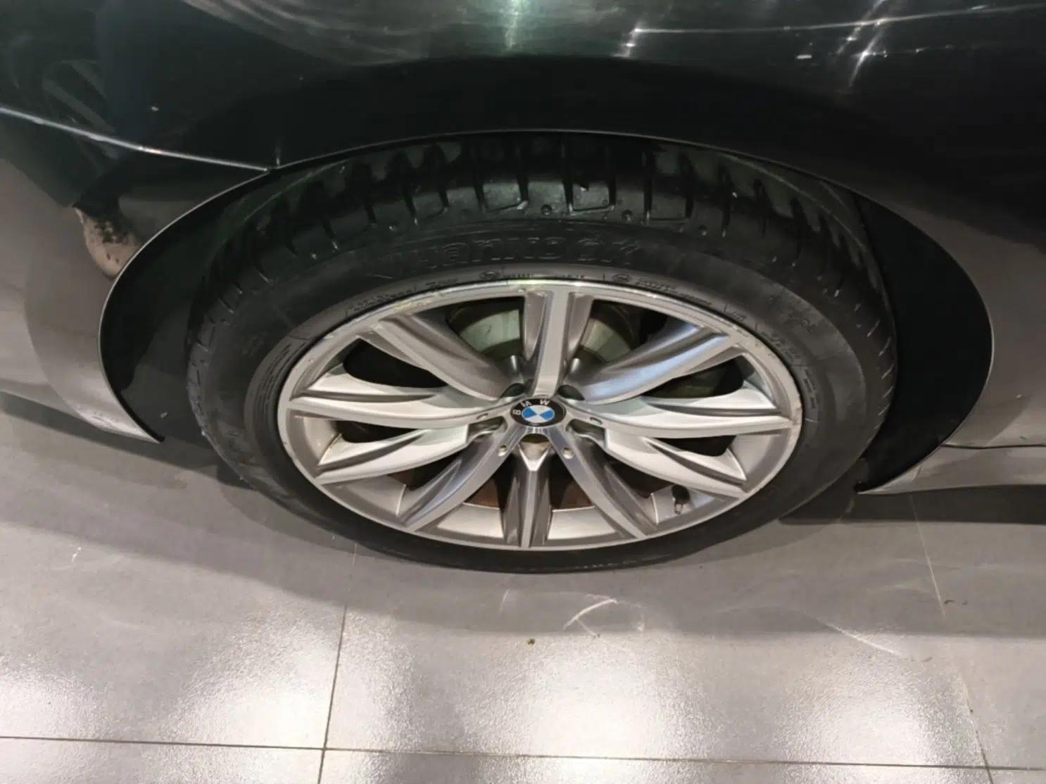 BMW 5 Series 2018 528Li Launch Special Edition — миниатюра 11