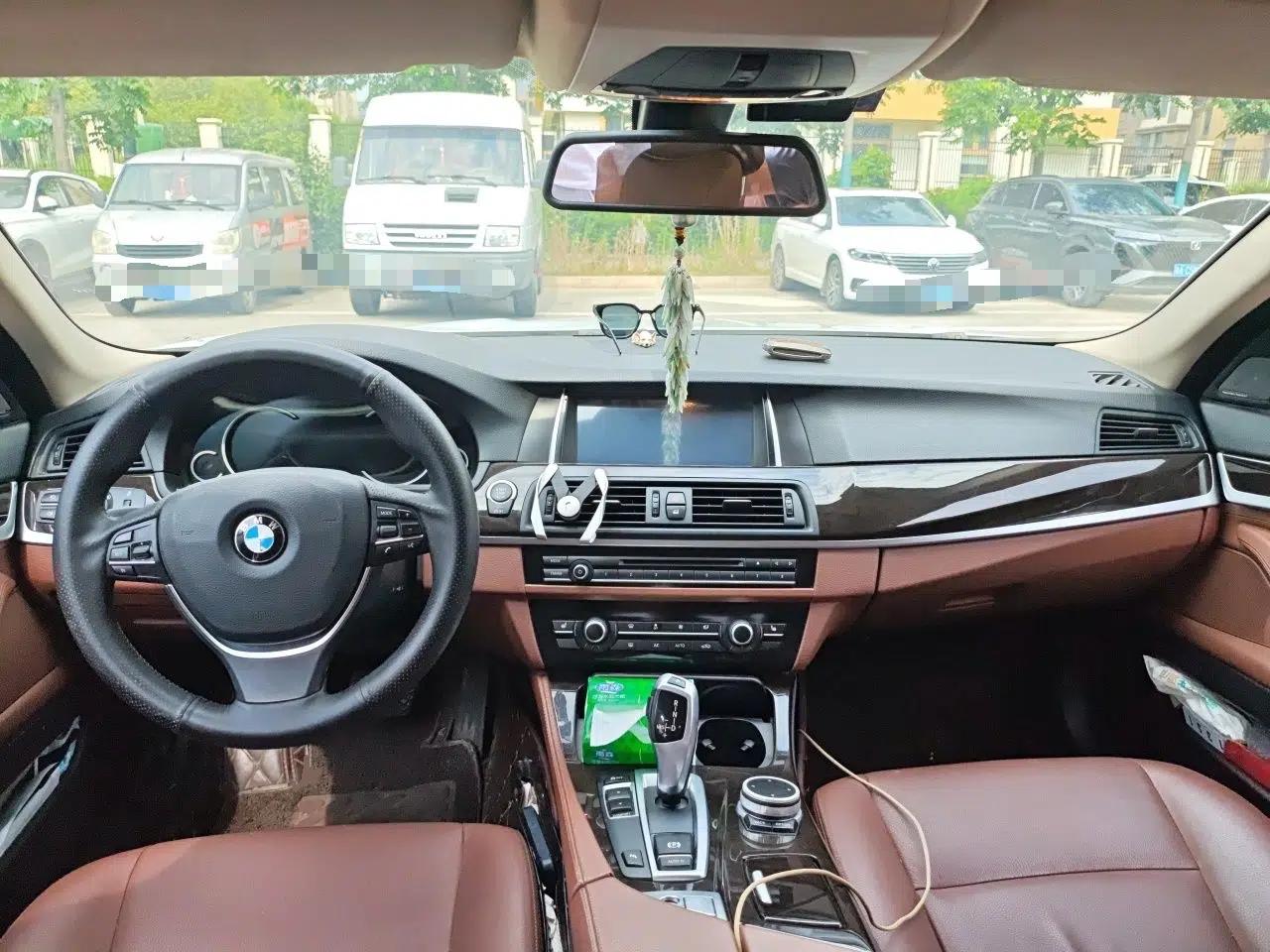 BMW 5 Series 2017 525Li Leading Model — миниатюра 9