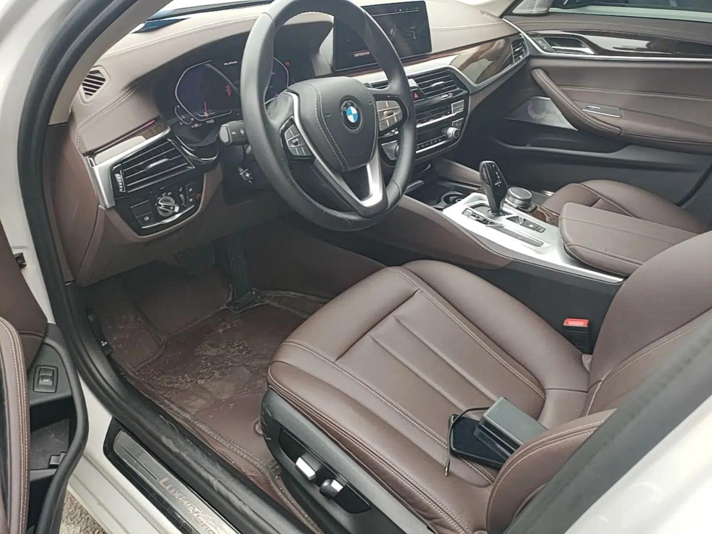 BMW 5 Series 2020 525Li Luxury Package — миниатюра 18
