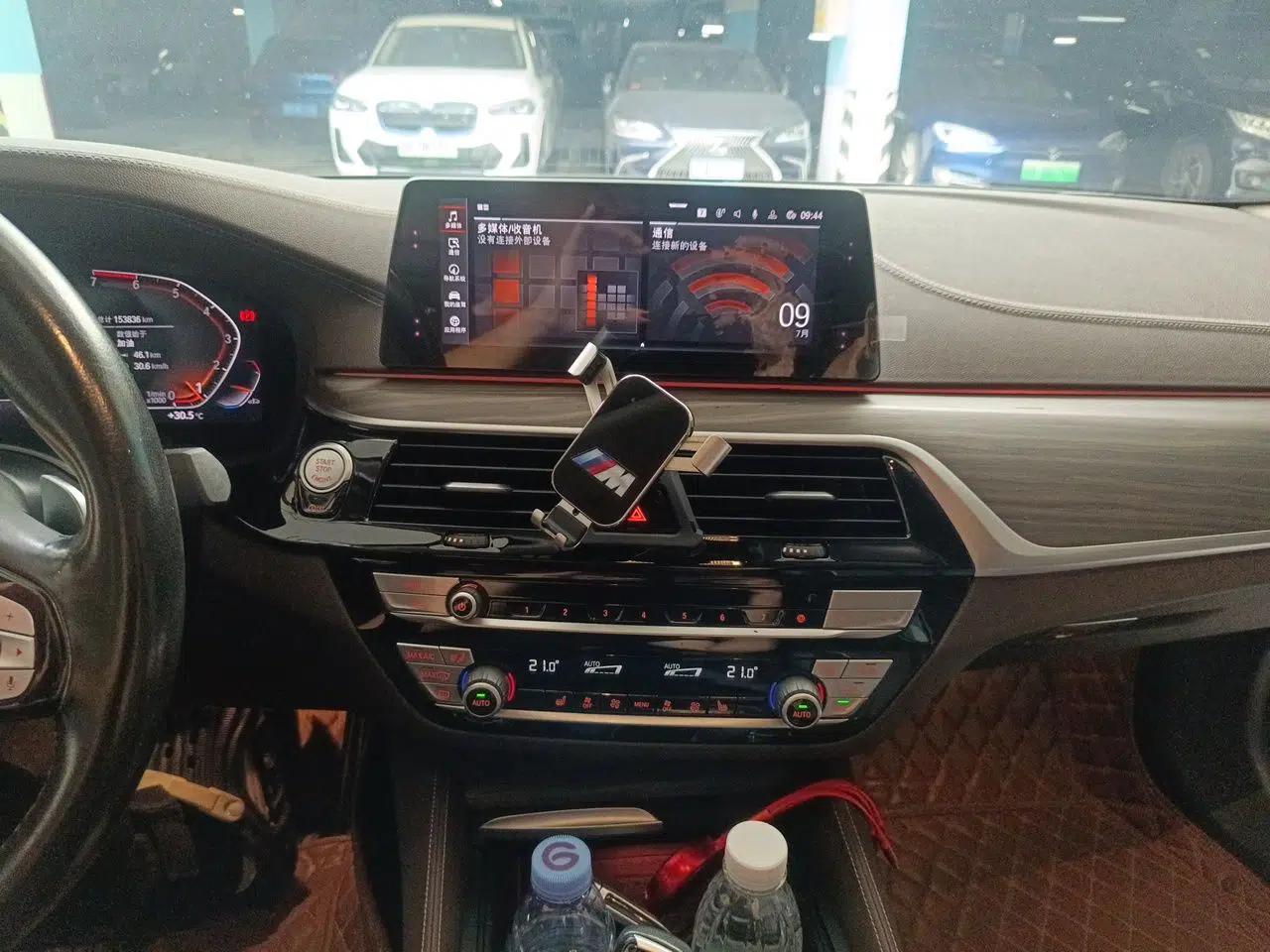 BMW 5 Series 2020 530Li Luxury Edition Premium Package — миниатюра 13