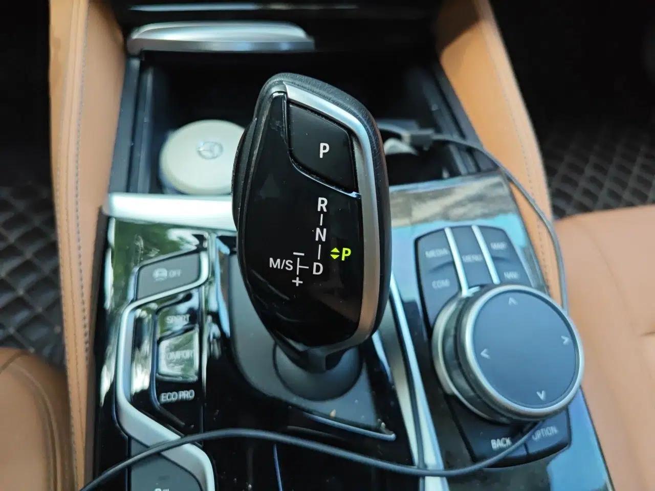 BMW 5 Series 2019 530Li Leading Model M Sport Package — миниатюра 13