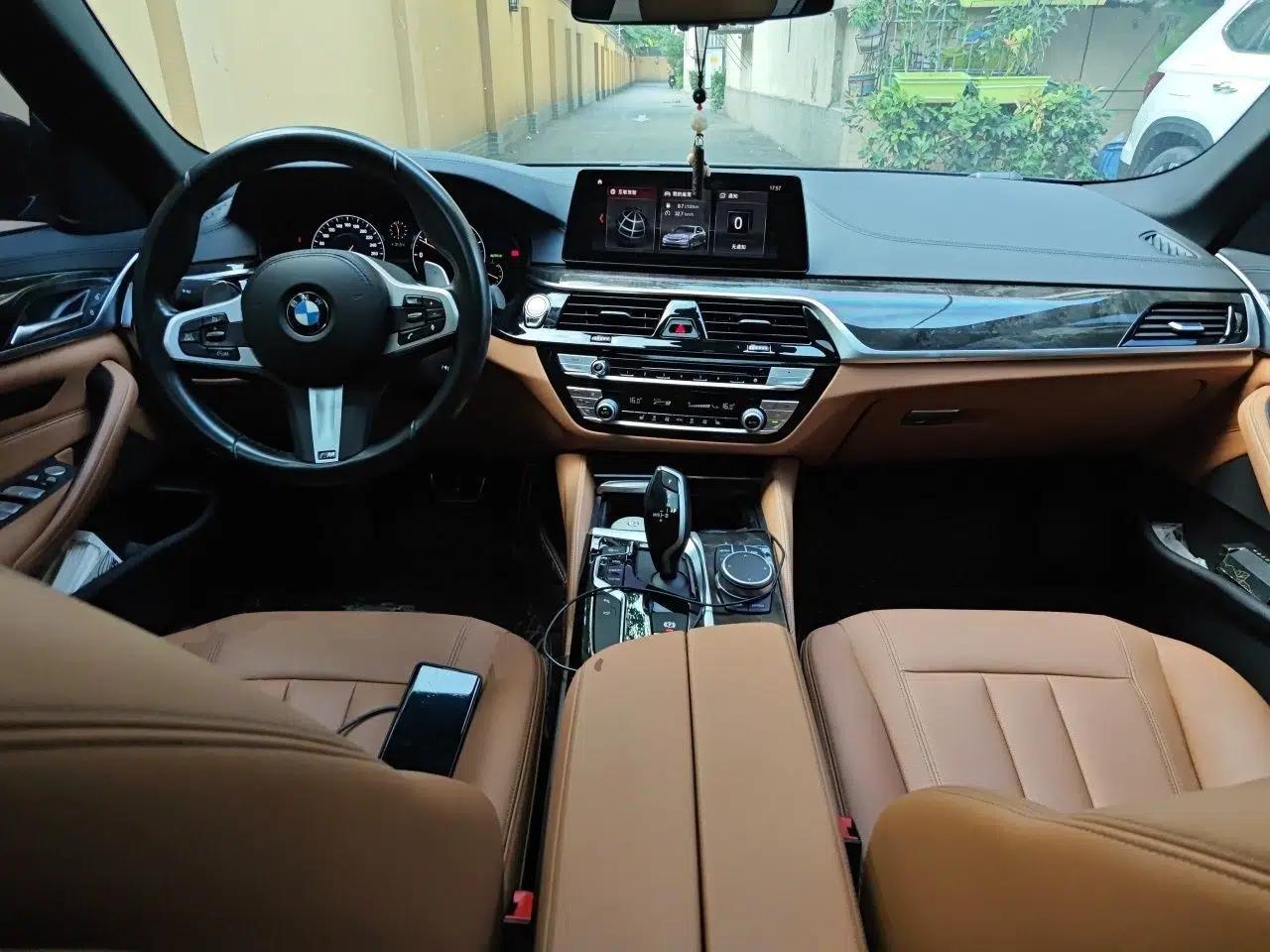 BMW 5 Series 2019 530Li Leading Model M Sport Package — миниатюра 18