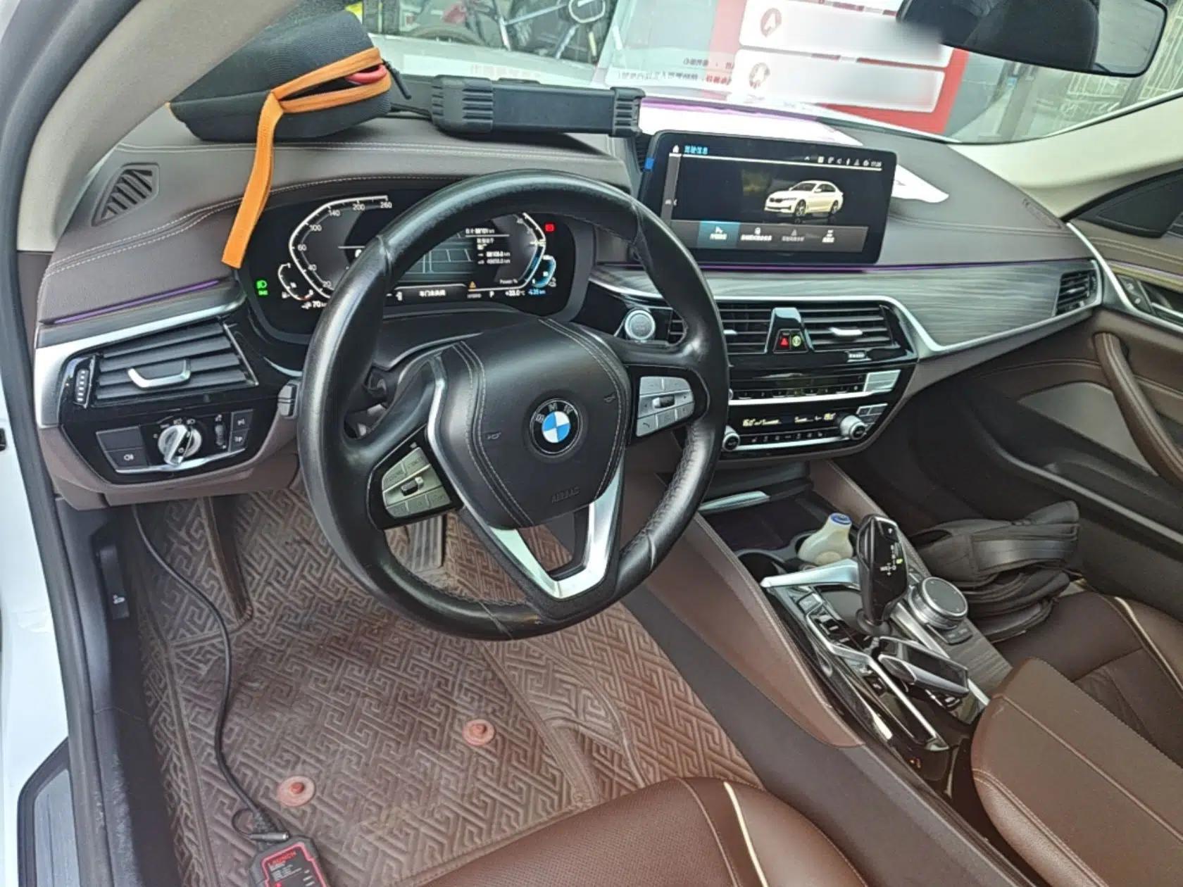 BMW 5 Series New Energy 2021 Updated 535Le Luxury Package — миниатюра 12