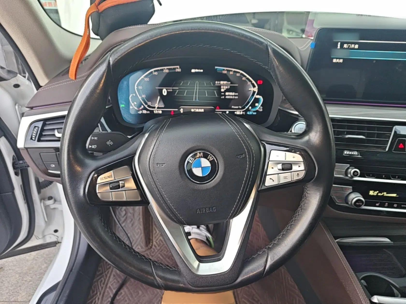 BMW 5 Series New Energy 2021 Updated 535Le Luxury Package — миниатюра 13