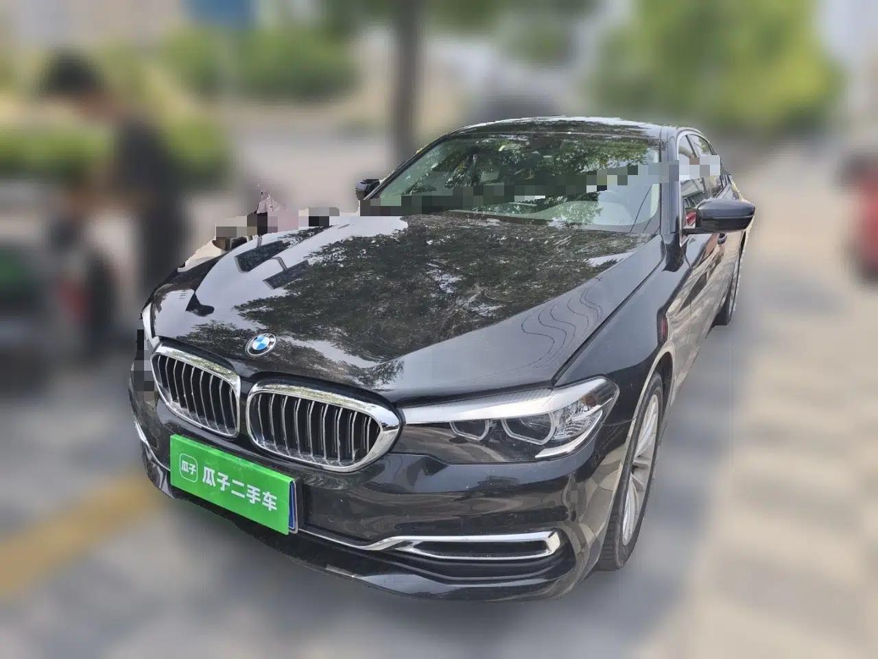 BMW 5 Series 2019 525Li Luxury Package — миниатюра 1
