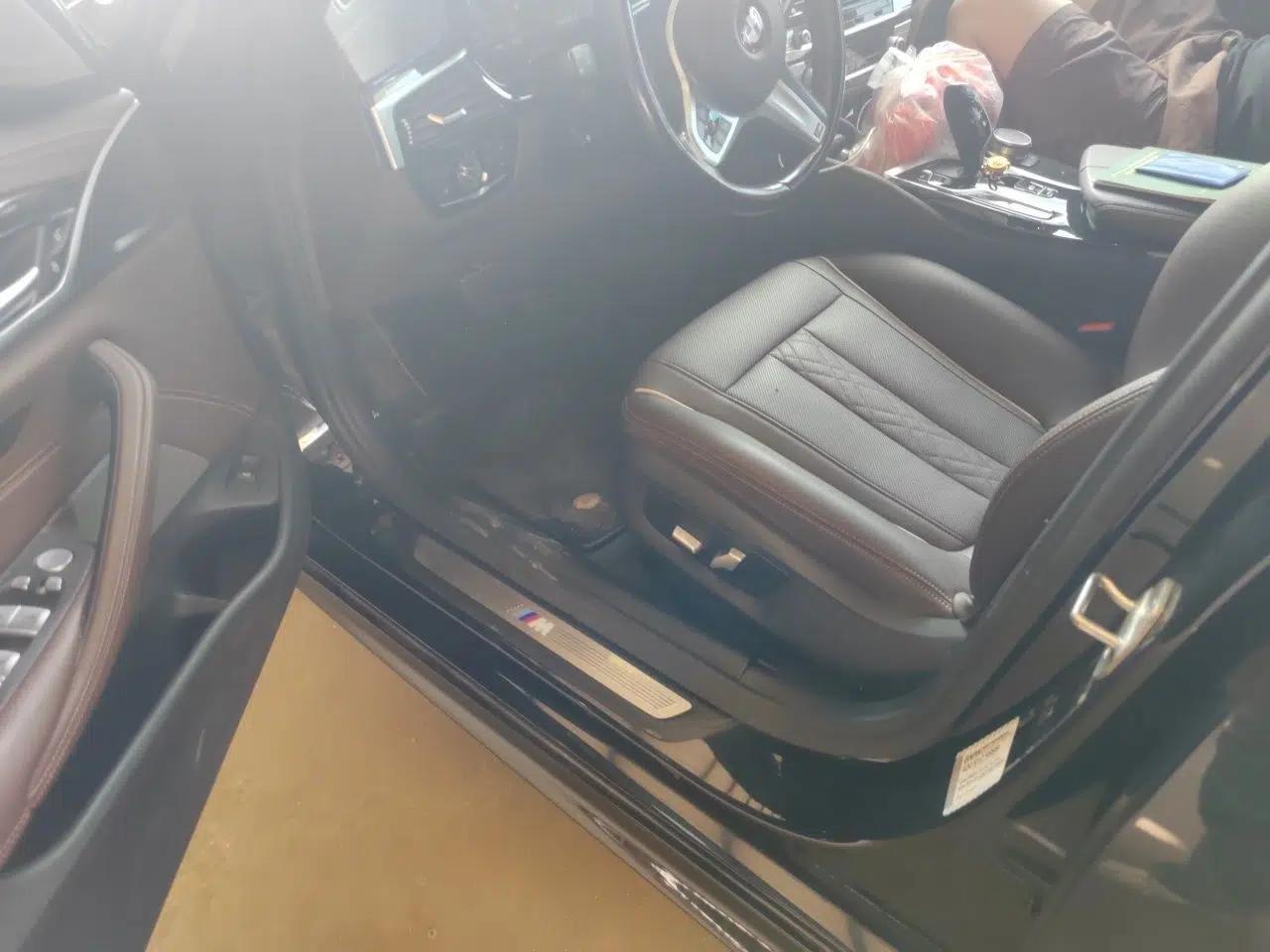 BMW 5 Series 2022 Restyled 525Li M Sport Package — миниатюра 16