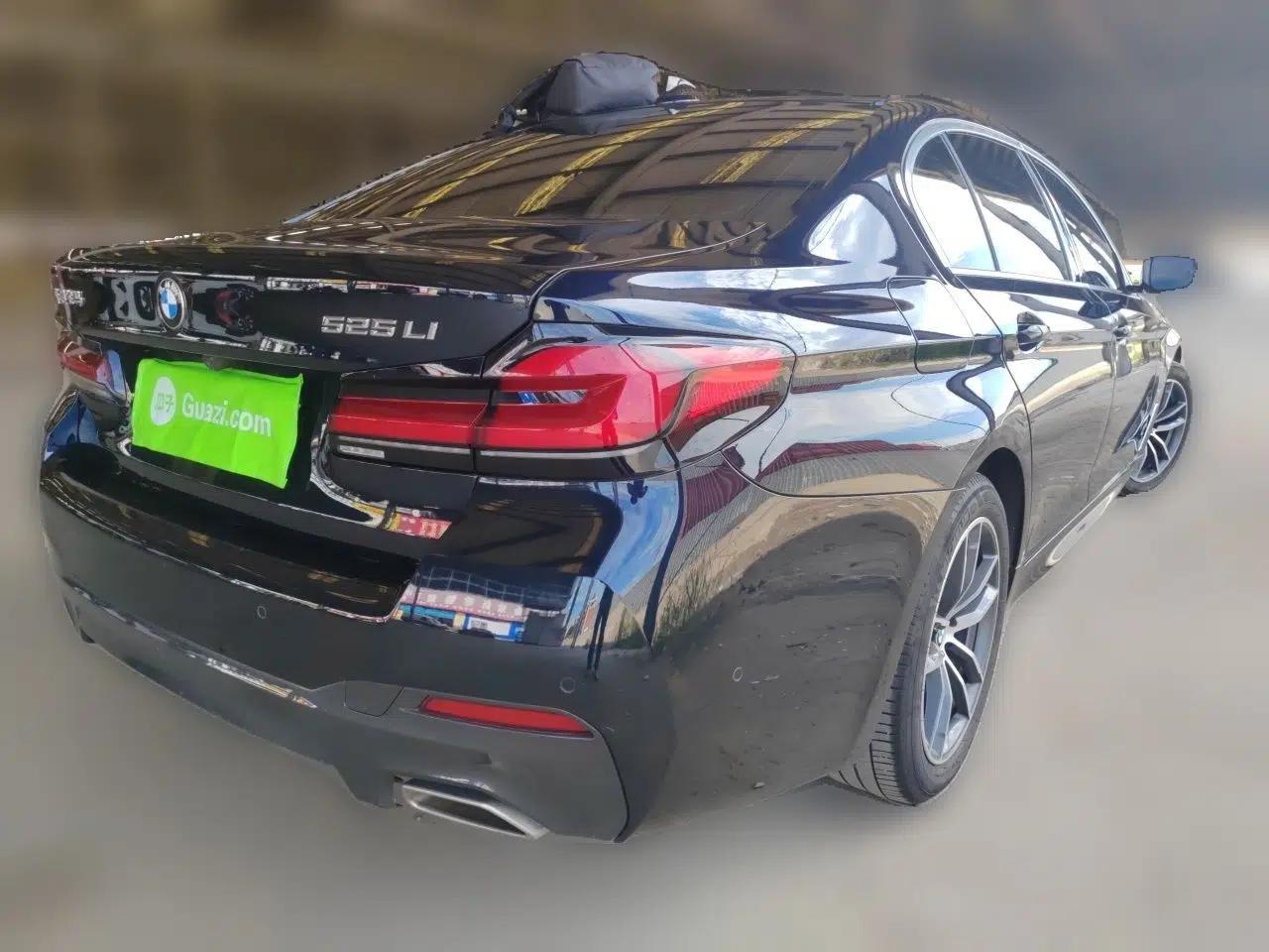 BMW 5 Series 2022 Restyled 525Li M Sport Package — миниатюра 6