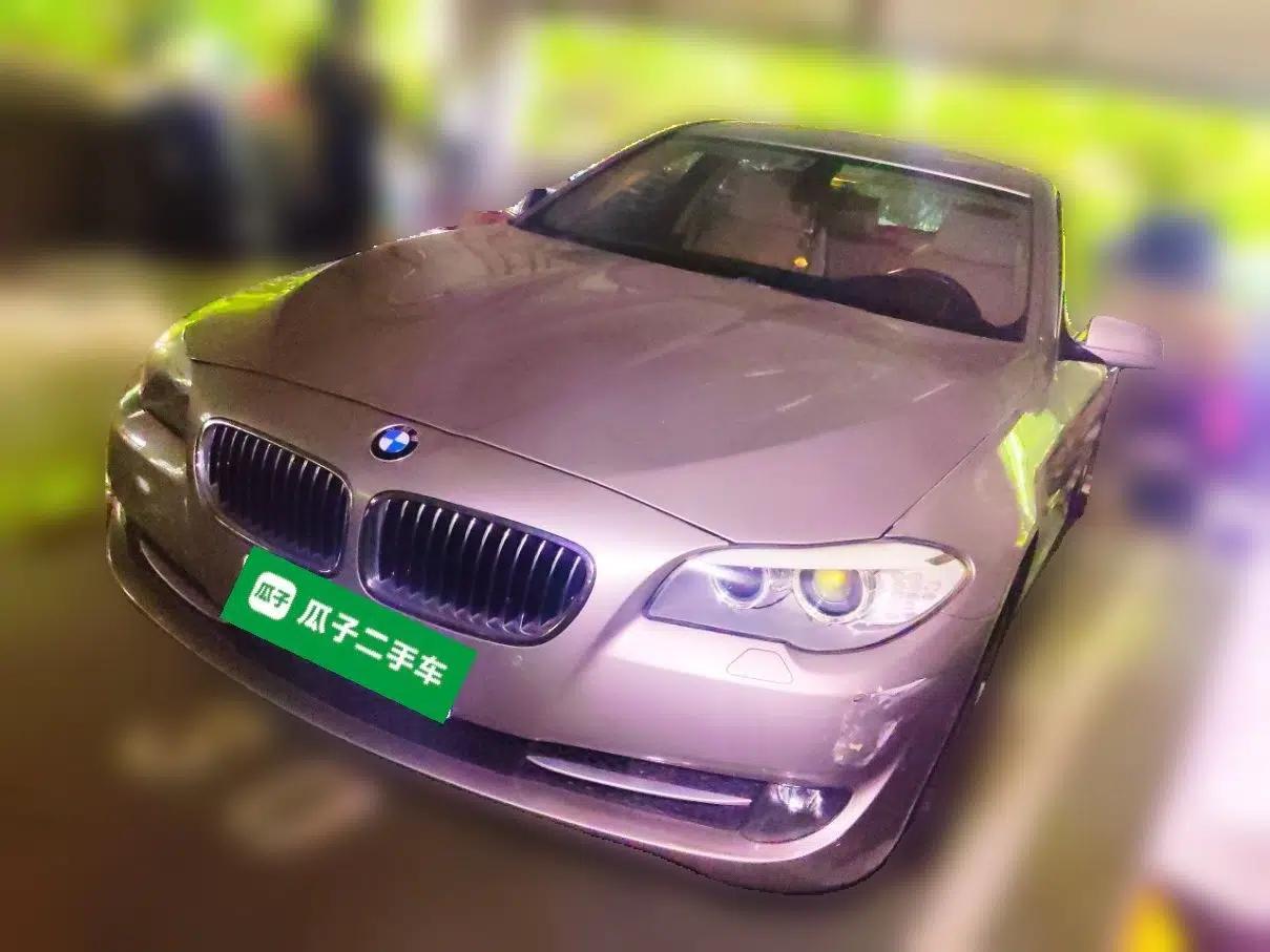 BMW 5 Series 2012 530Li Luxury Model — миниатюра 1