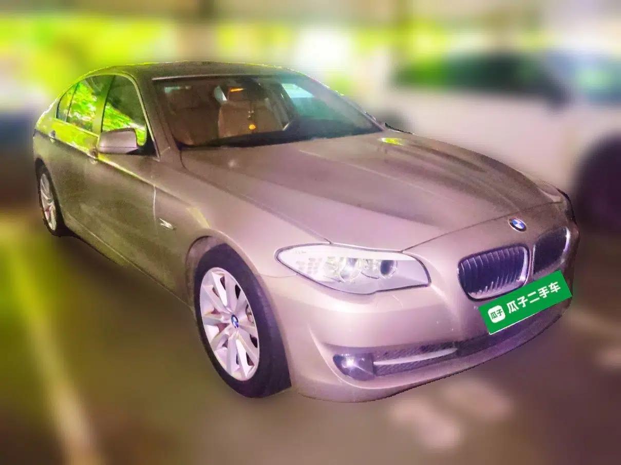 BMW 5 Series 2012 530Li Luxury Model — миниатюра 3