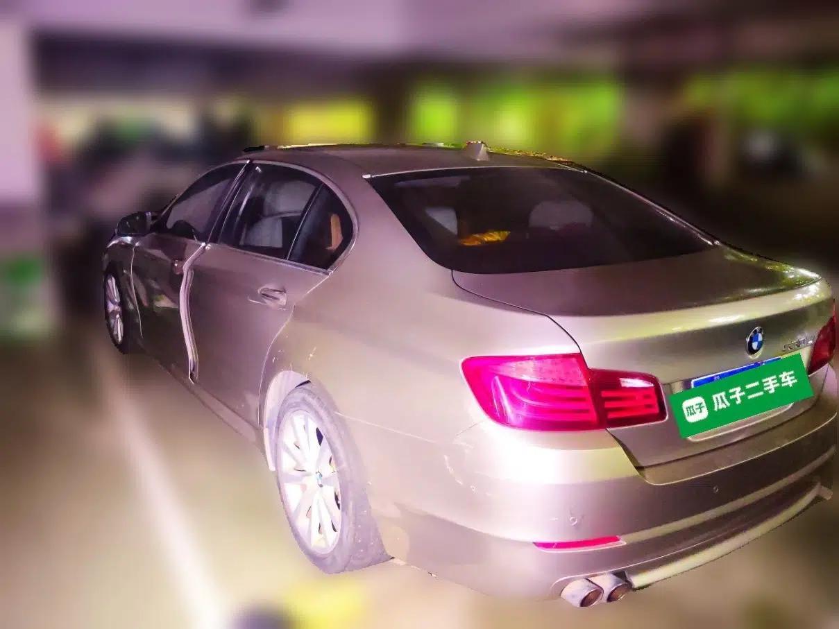 BMW 5 Series 2012 530Li Luxury Model — миниатюра 4