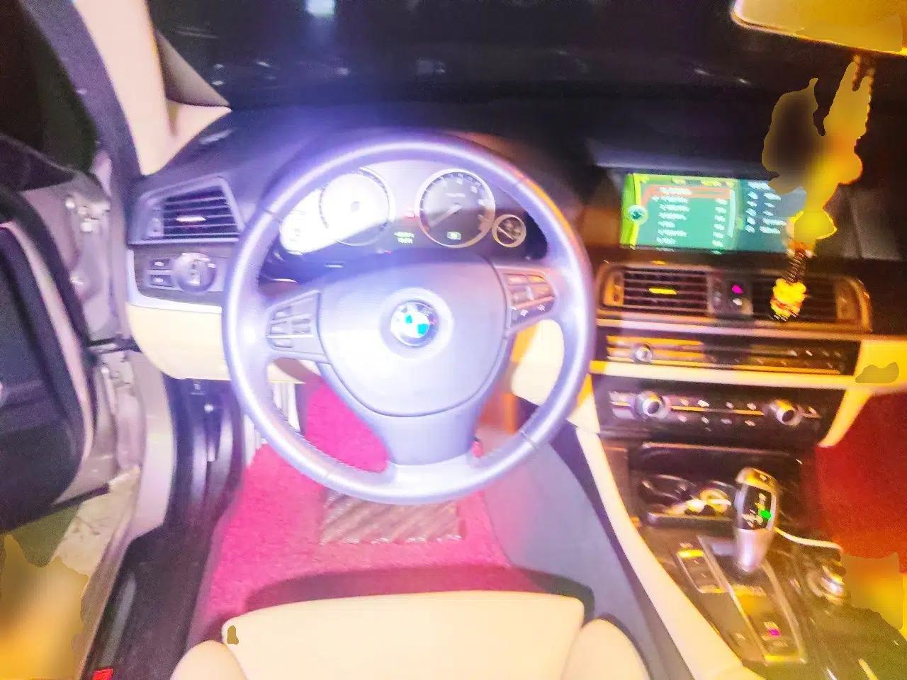 BMW 5 Series 2012 530Li Luxury Model — миниатюра 10