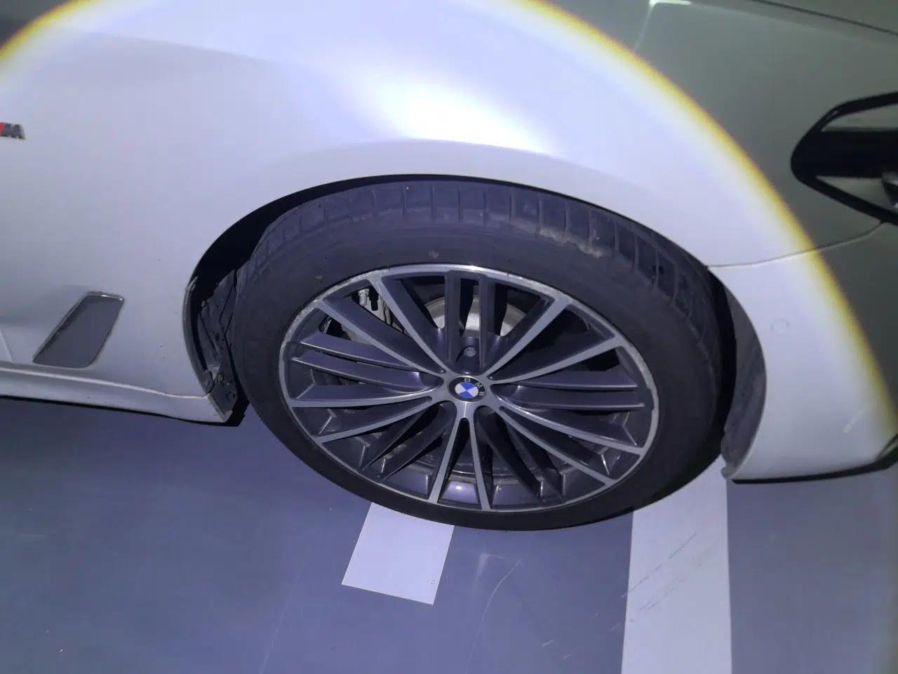 BMW 5 Series 2020 530Li Luxury Edition M Sport Package — миниатюра 8